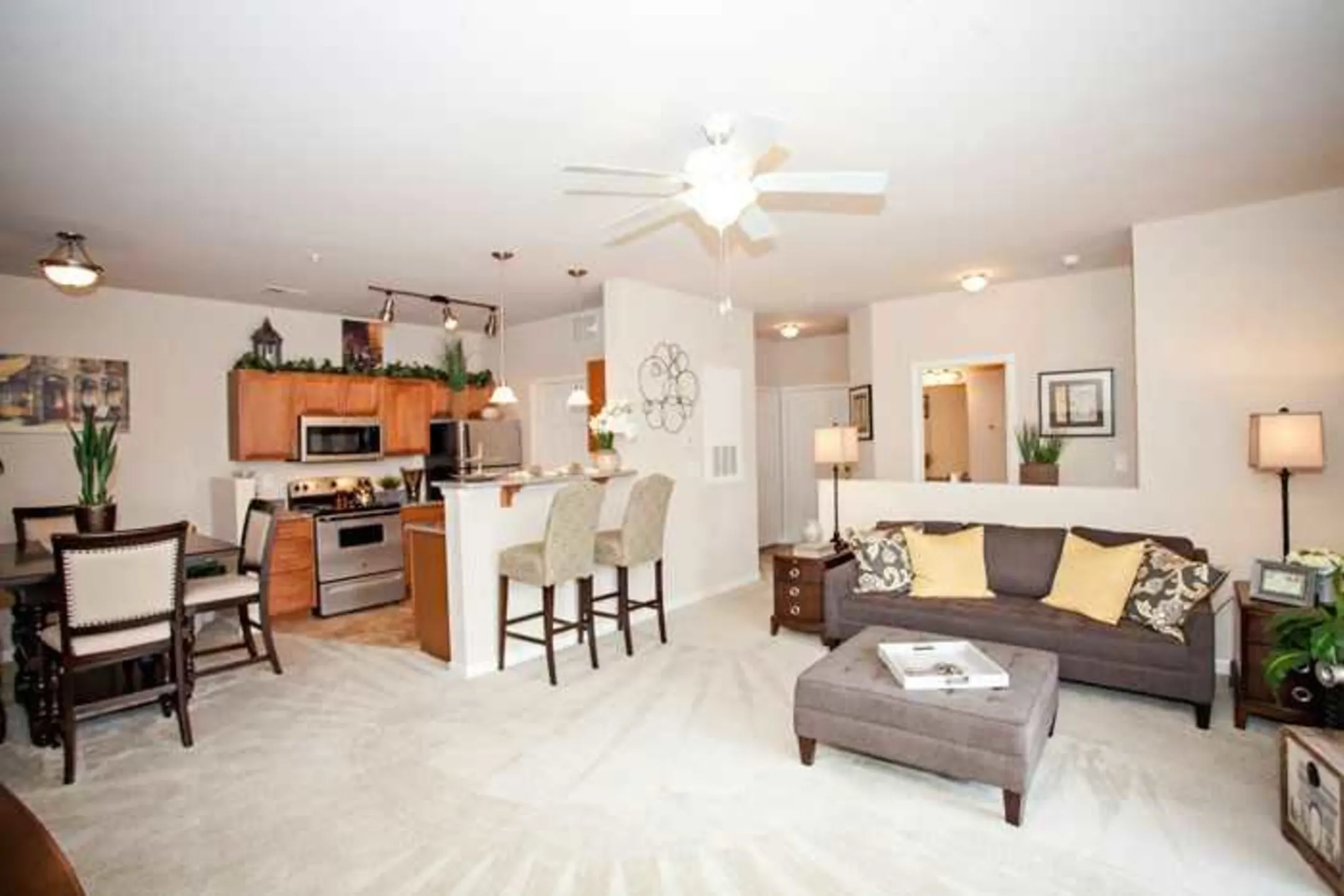 Clemmons Town Center Apartments Clemmons NC 27012   943da80052b211bc3ce72e123df10066