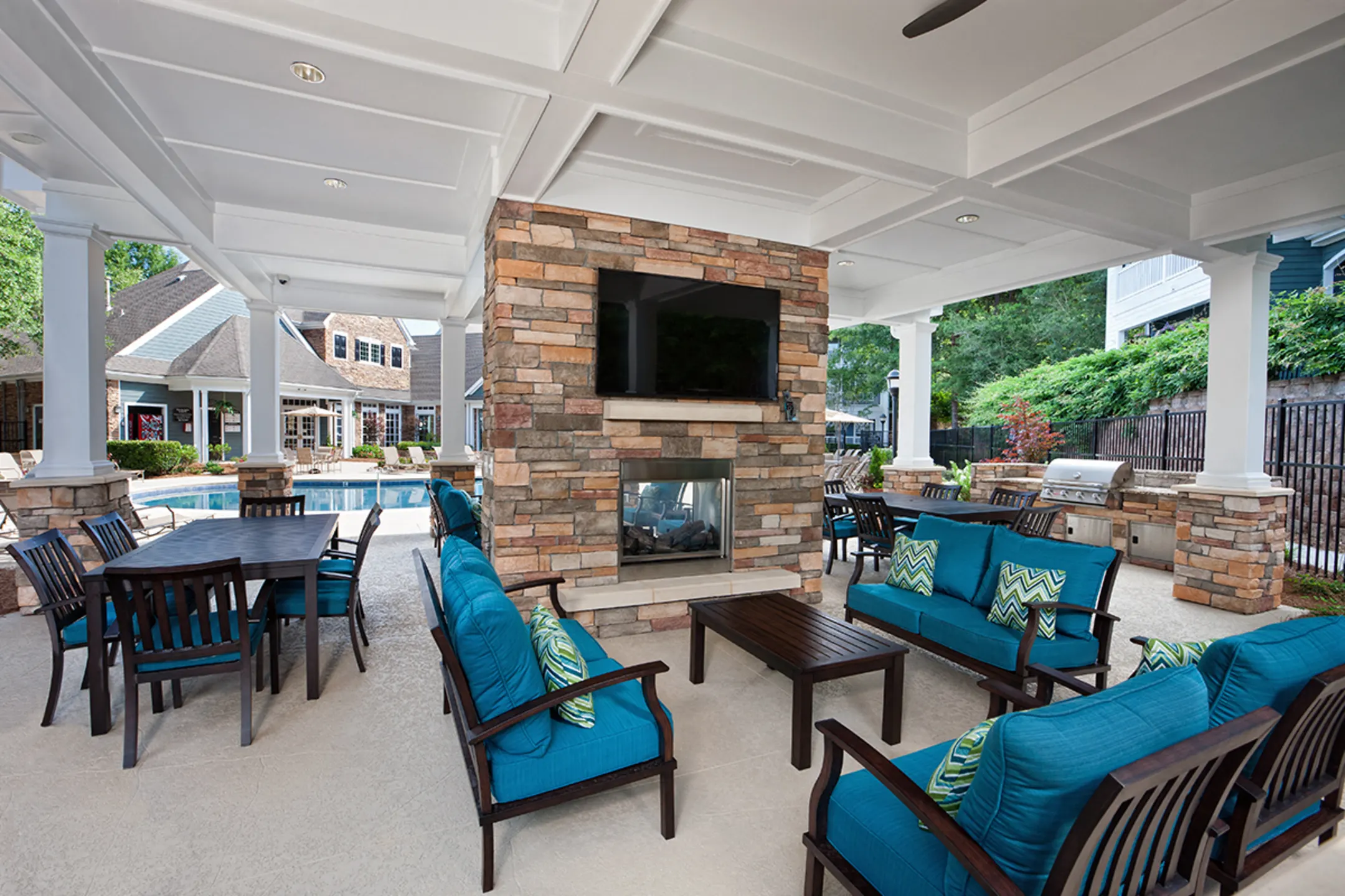 Patio / Deck - Bexley Crossing At Providence Luxury Apartments - Charlotte, NC