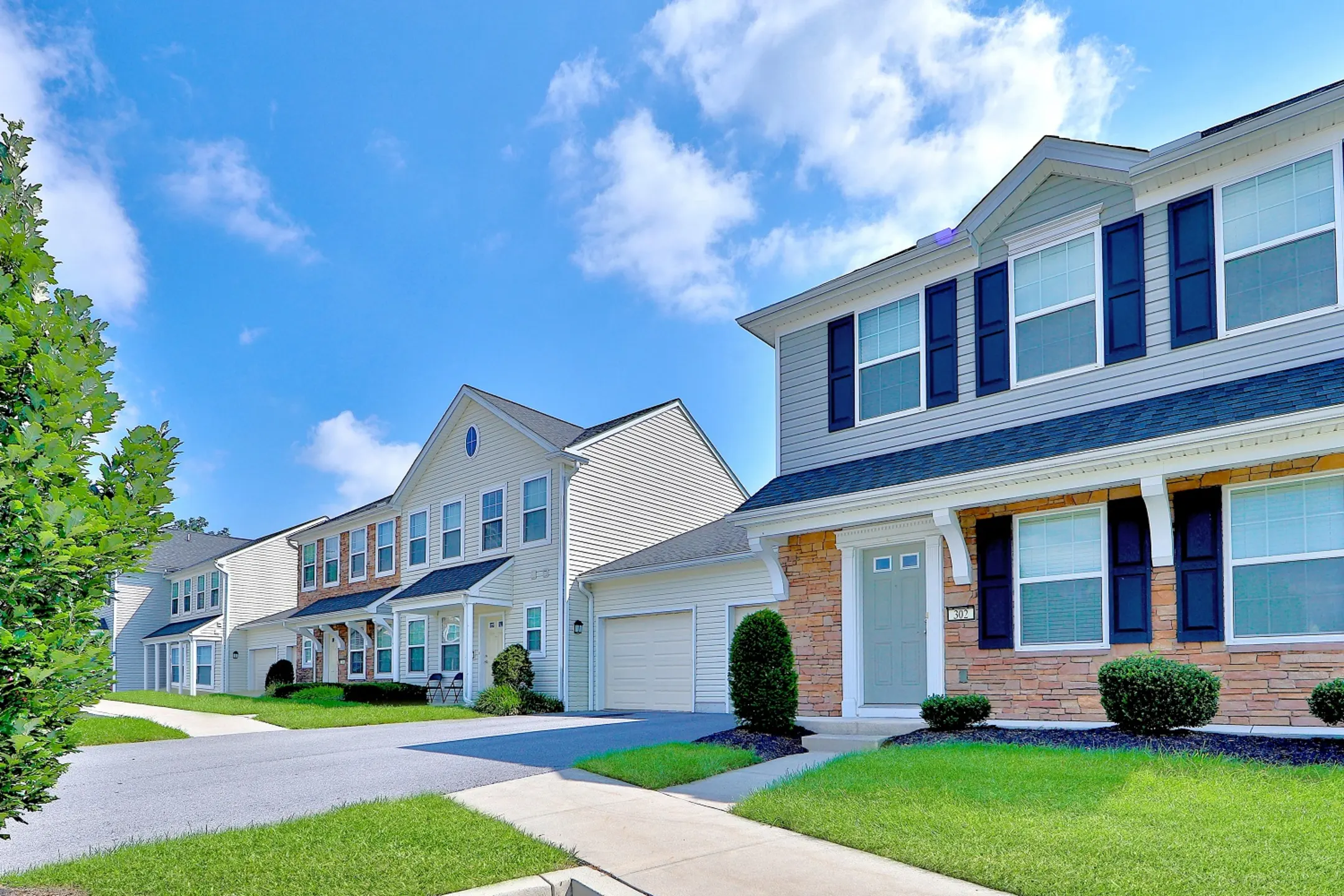 The Village of Laurel Ridge and The Encore Apartments & Townhomes - Harrisburg, PA