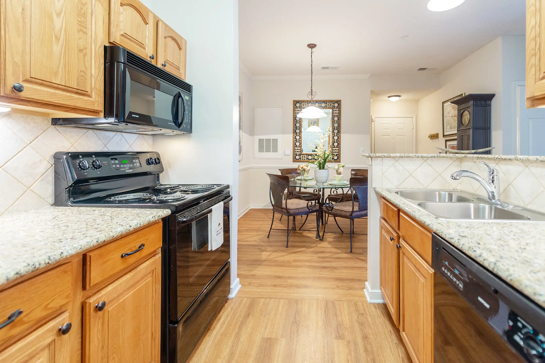 The Park At Salisbury Apartments Midlothian, VA 23113