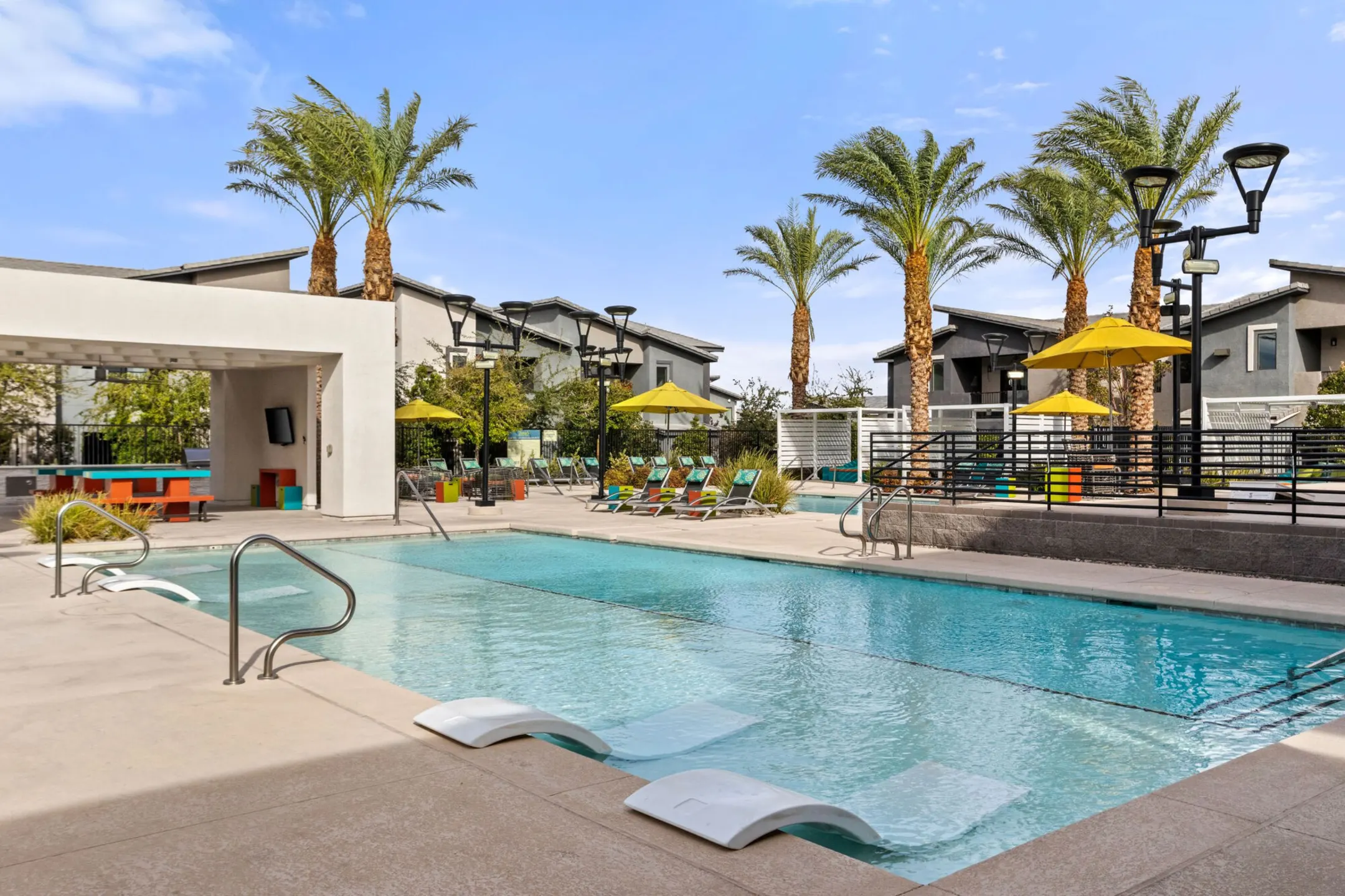 Pool - 2One5 Apartment Homes - Las Vegas, NV