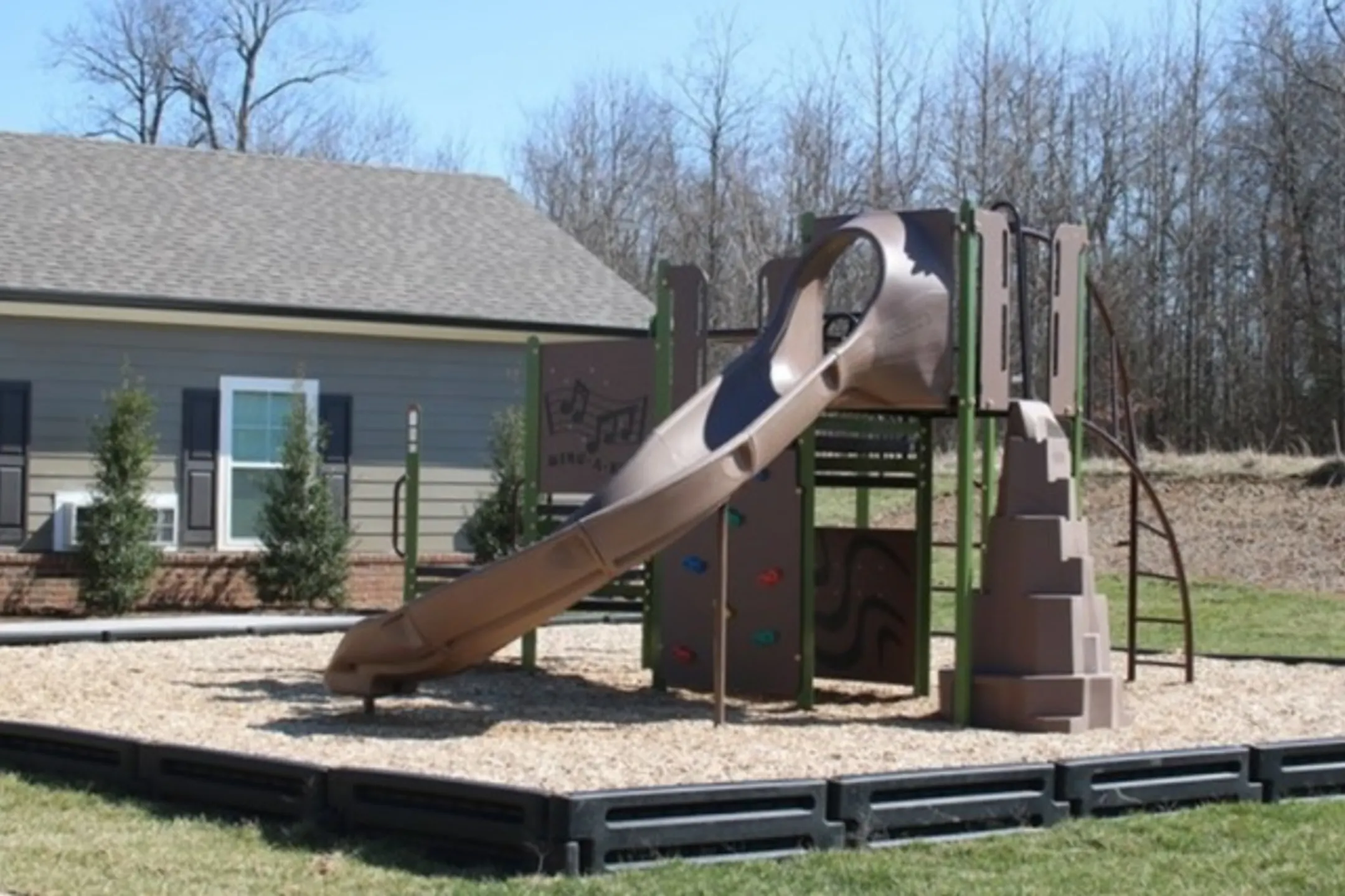 Raines East 103 Young Rd Bolivar, TN Apartments for Rent Rent.