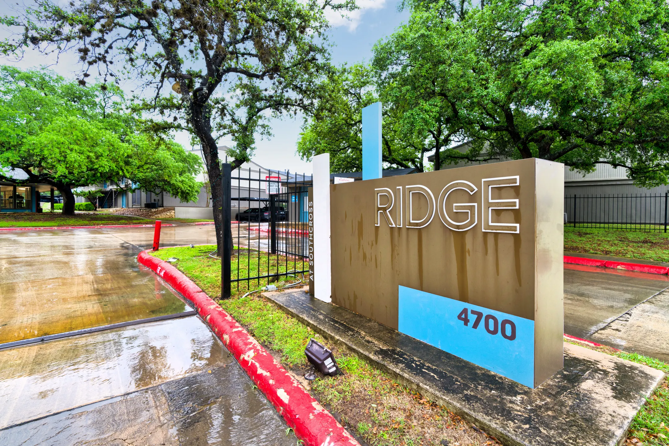 Community Signage - The Ridge at Southcross - San Antonio, TX