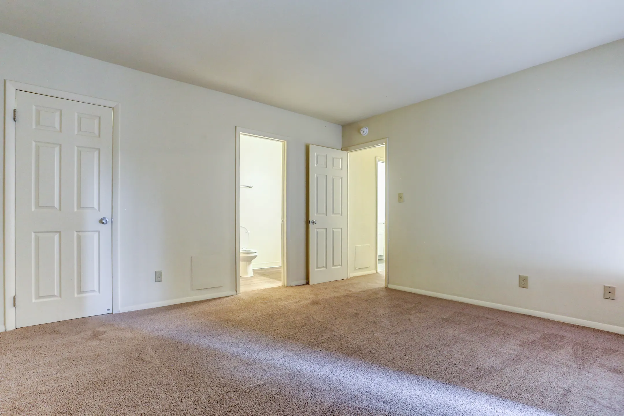 Living Room - Aspen Hill - Harrisburg, PA