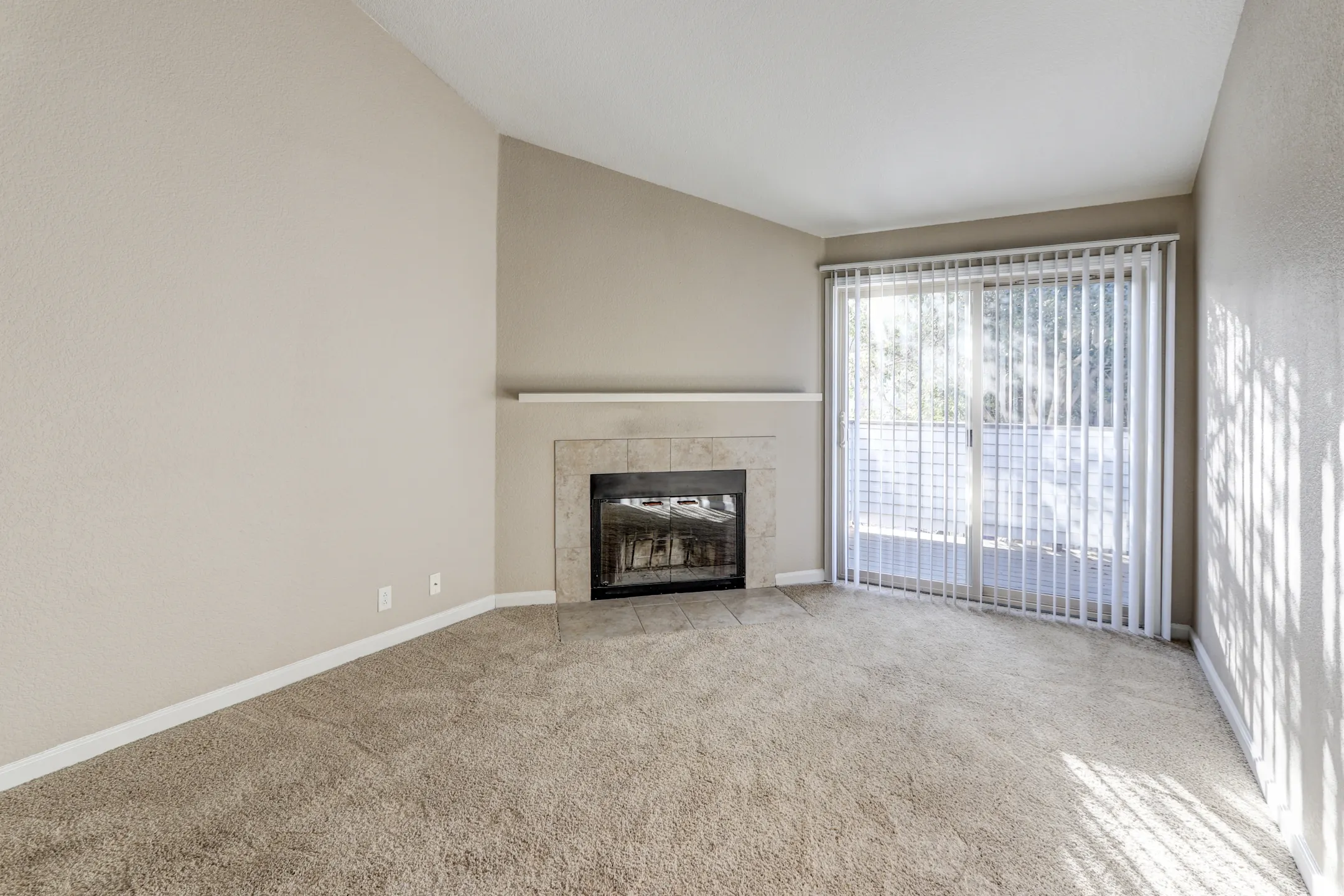 Cobblestone Creek 1010 Madden Ln Roseville, CA Apartments for Rent