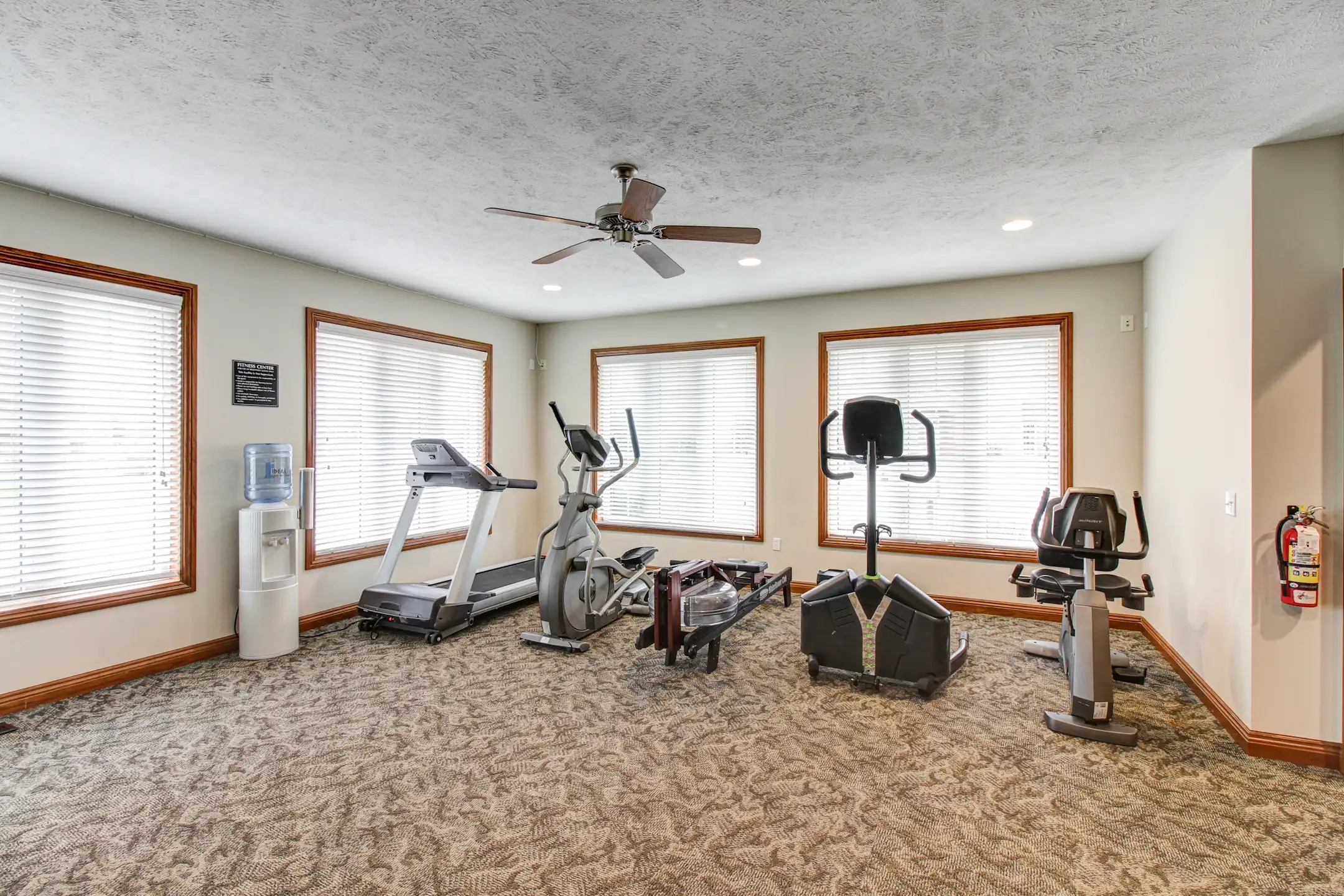 Springhill Ridge Apartments Omaha, NE 68136