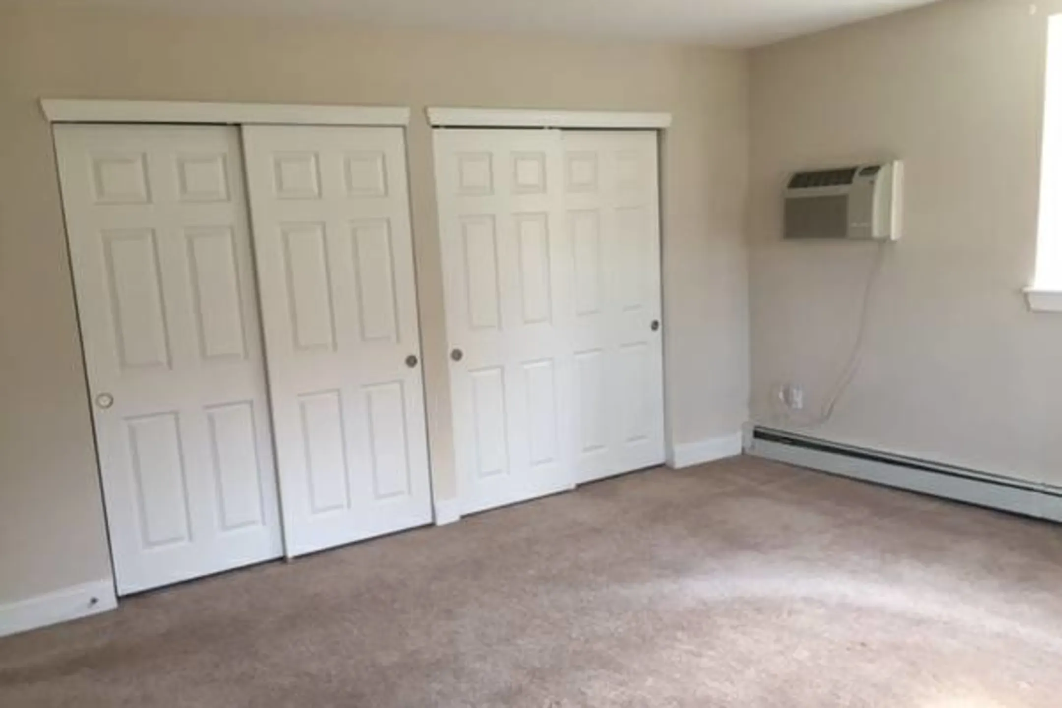 The Residences at Whitehall Apartments Stratford, NJ 08084