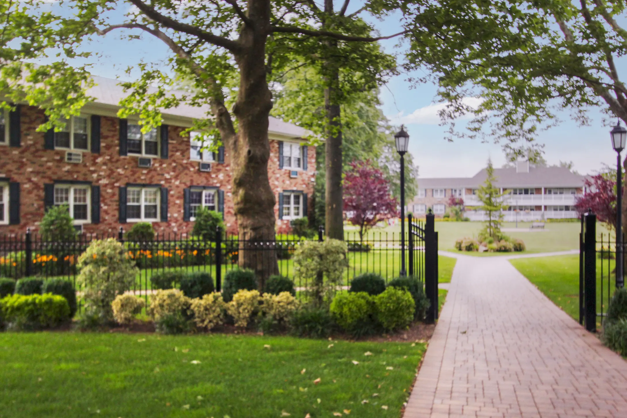 Fairfield Courtyard at Hewlett 65 PROSPECT AVENUE Hewlett, NY