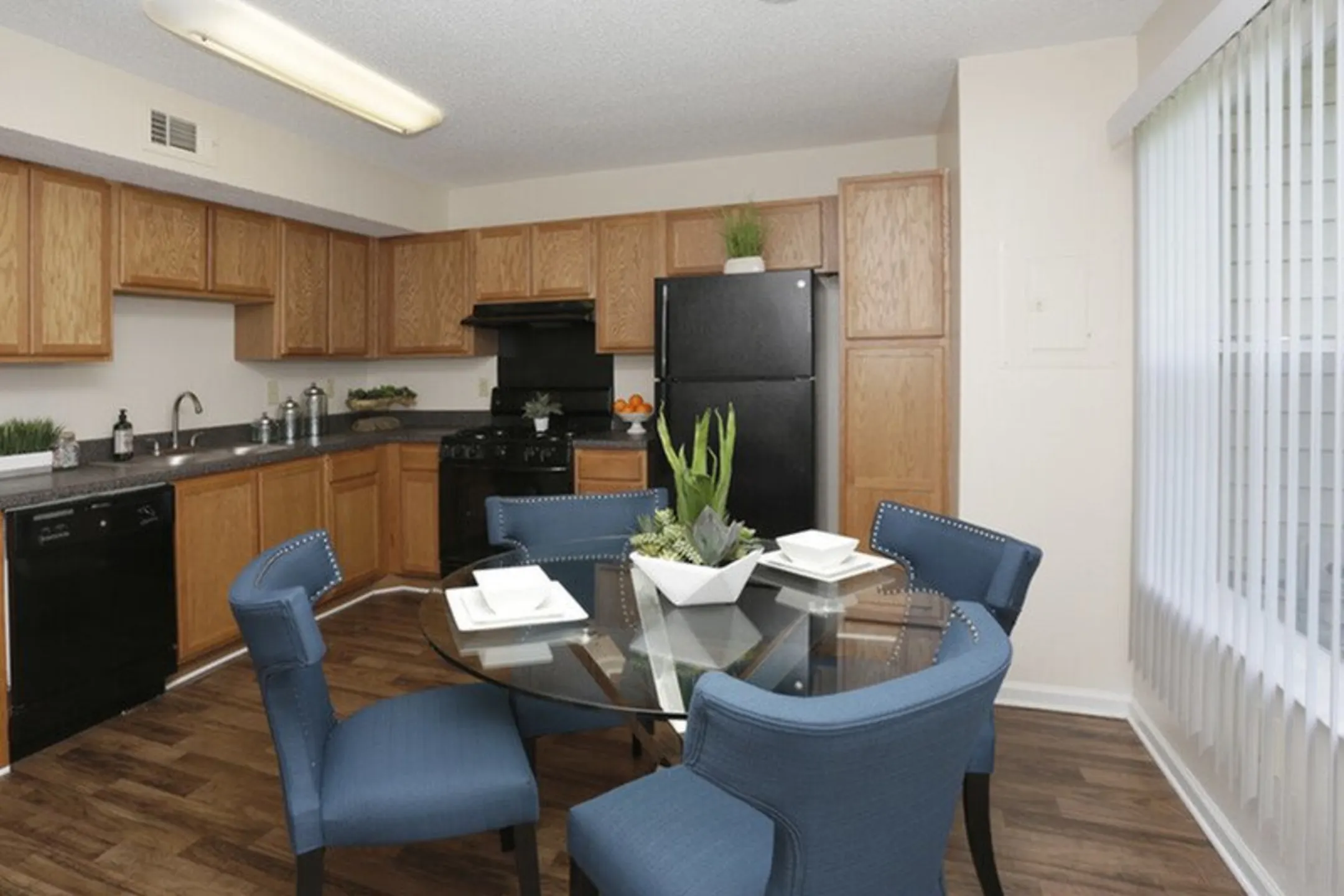 River Crest Apartments 1510 Saint Andrews Rd Columbia, SC