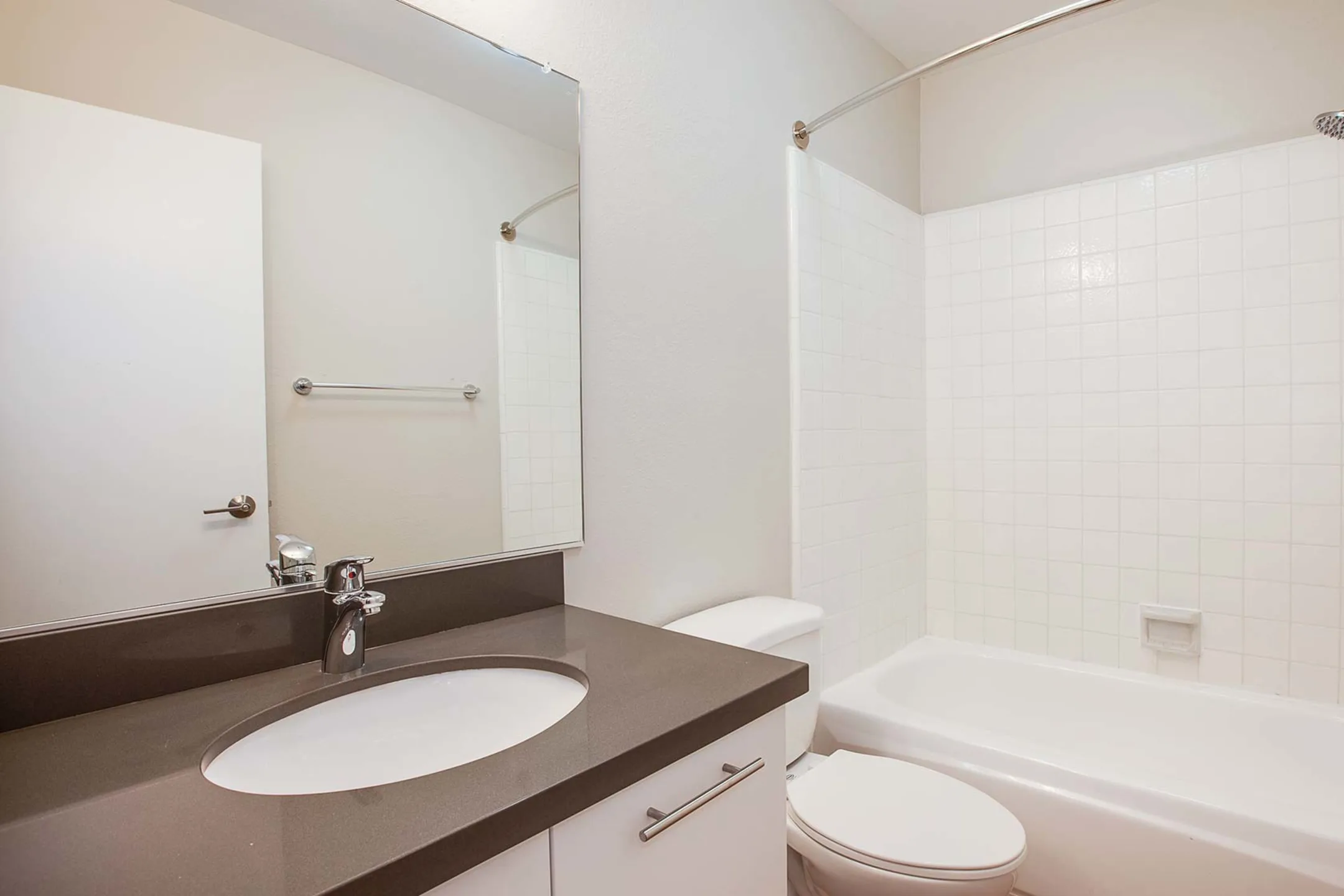 Bathroom - Villas of Pasadena Apartment Homes - Pasadena, CA