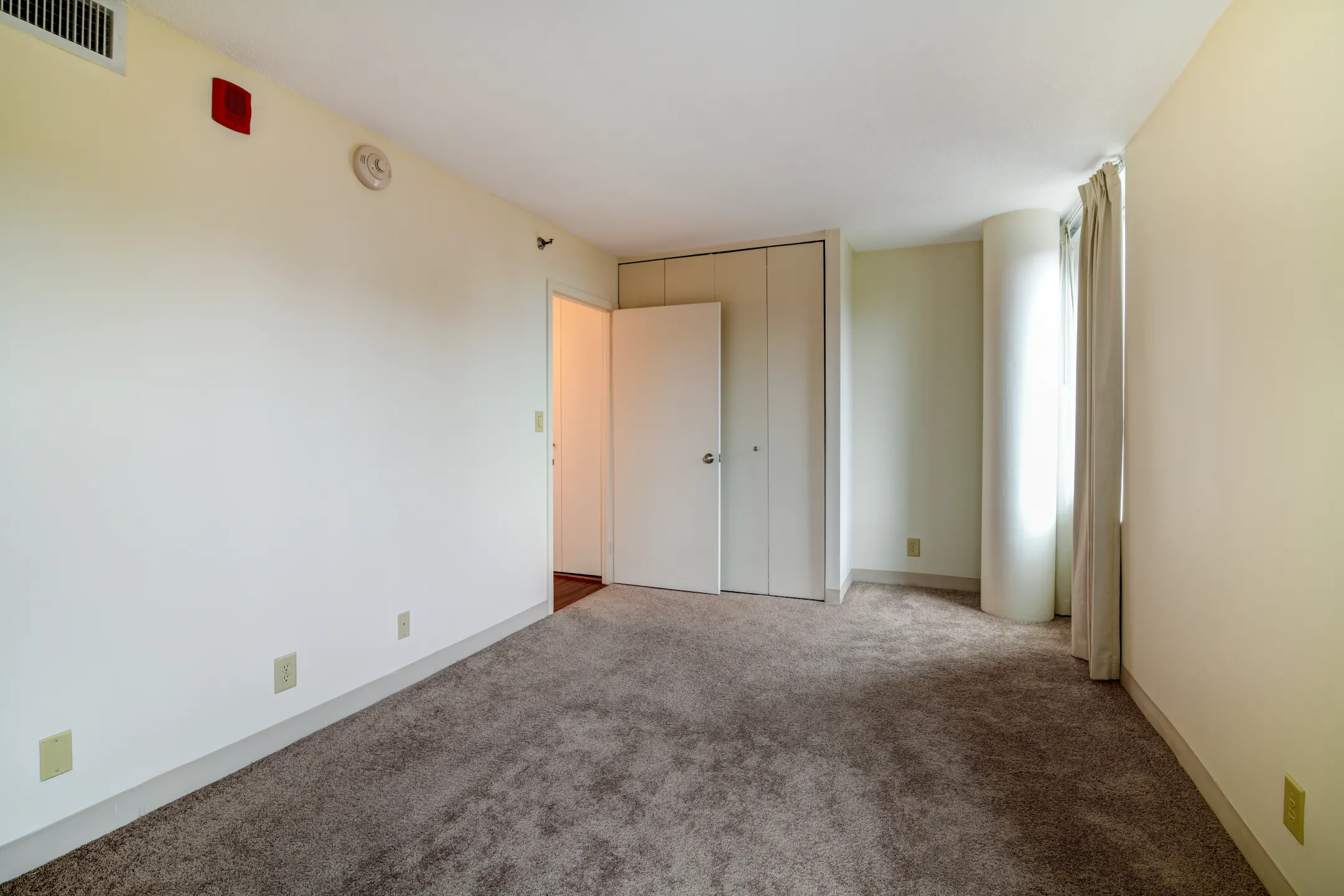 The Greenhouse Apartments - 150 Huntington Ave | Boston, MA Apartments ...