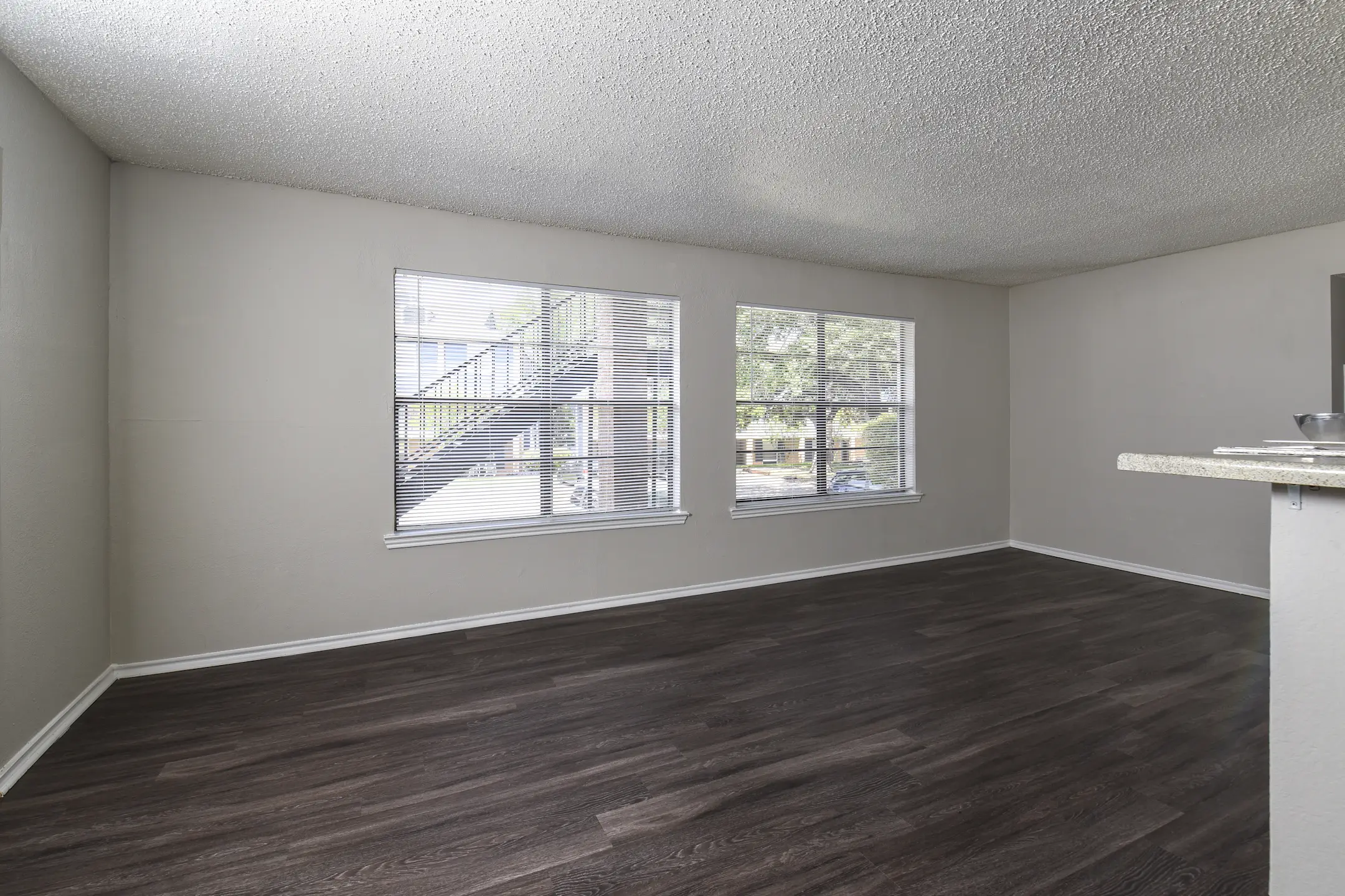 Remington House 600 Barwood Park Austin, TX Apartments for Rent Rent.