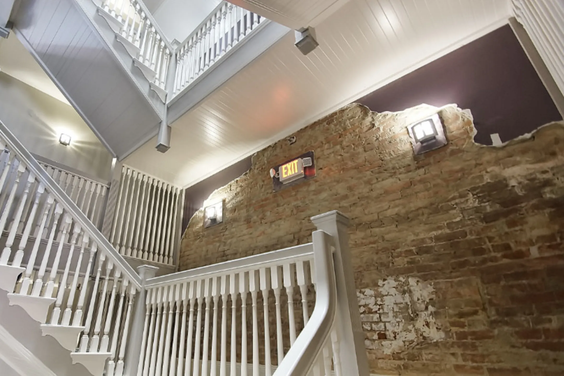 Tremont Terraces Apartments Cleveland, OH 44113