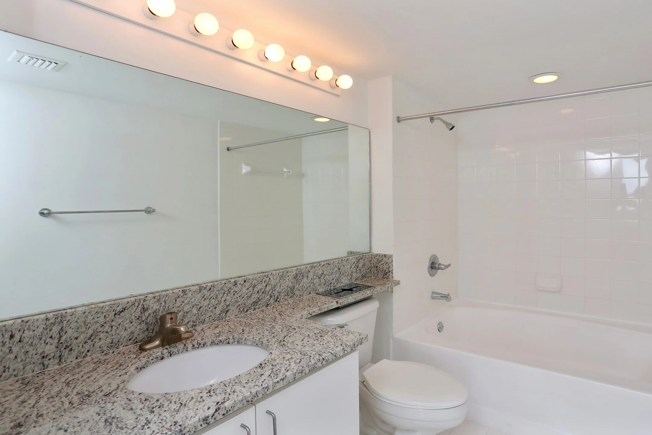 Bathroom - Yacht Club at Brickell Apartments - Miami, FL