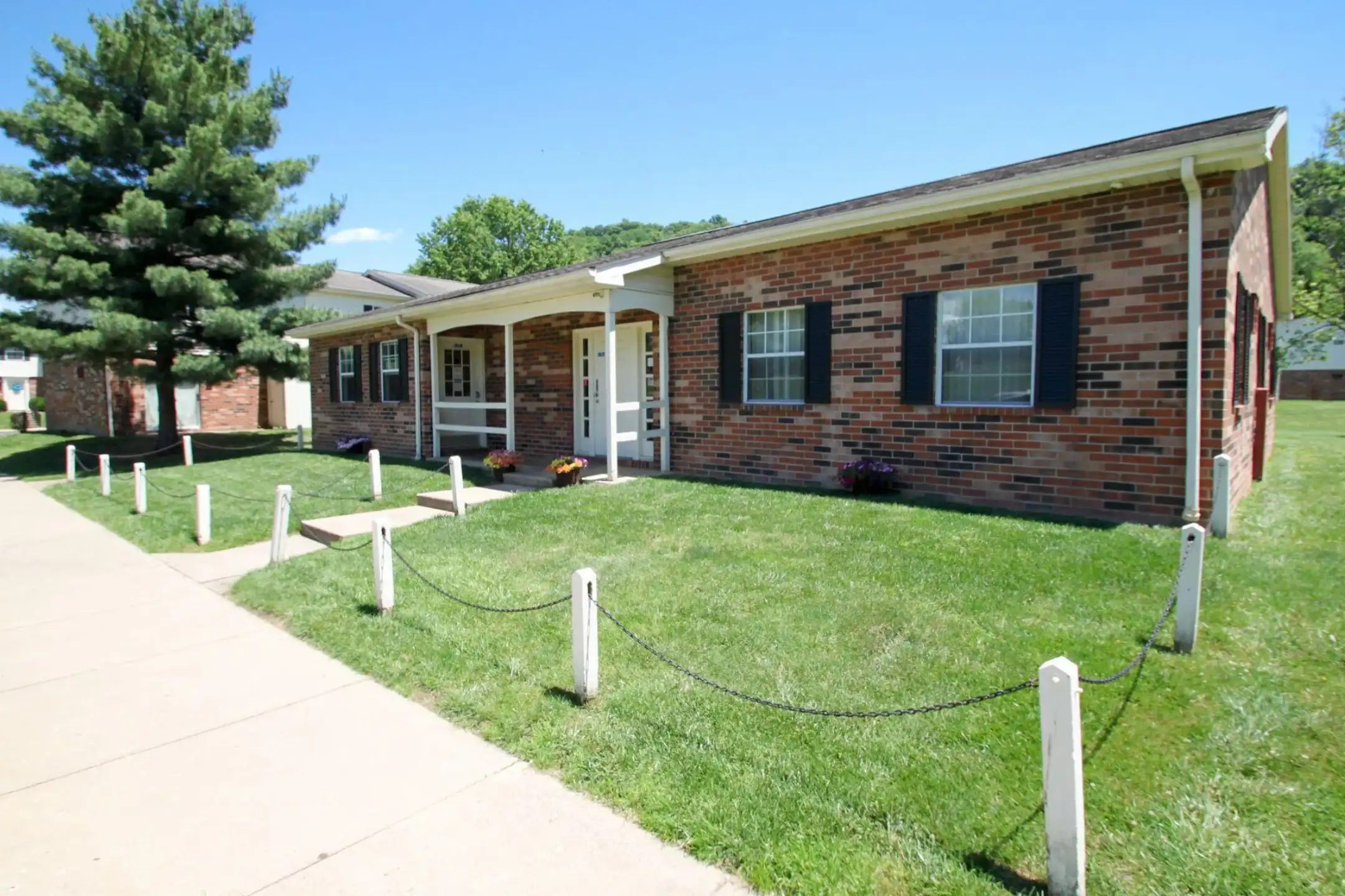 Pleasant Valley Apartments 1151 EVERGREEN DR Point Pleasant, WV