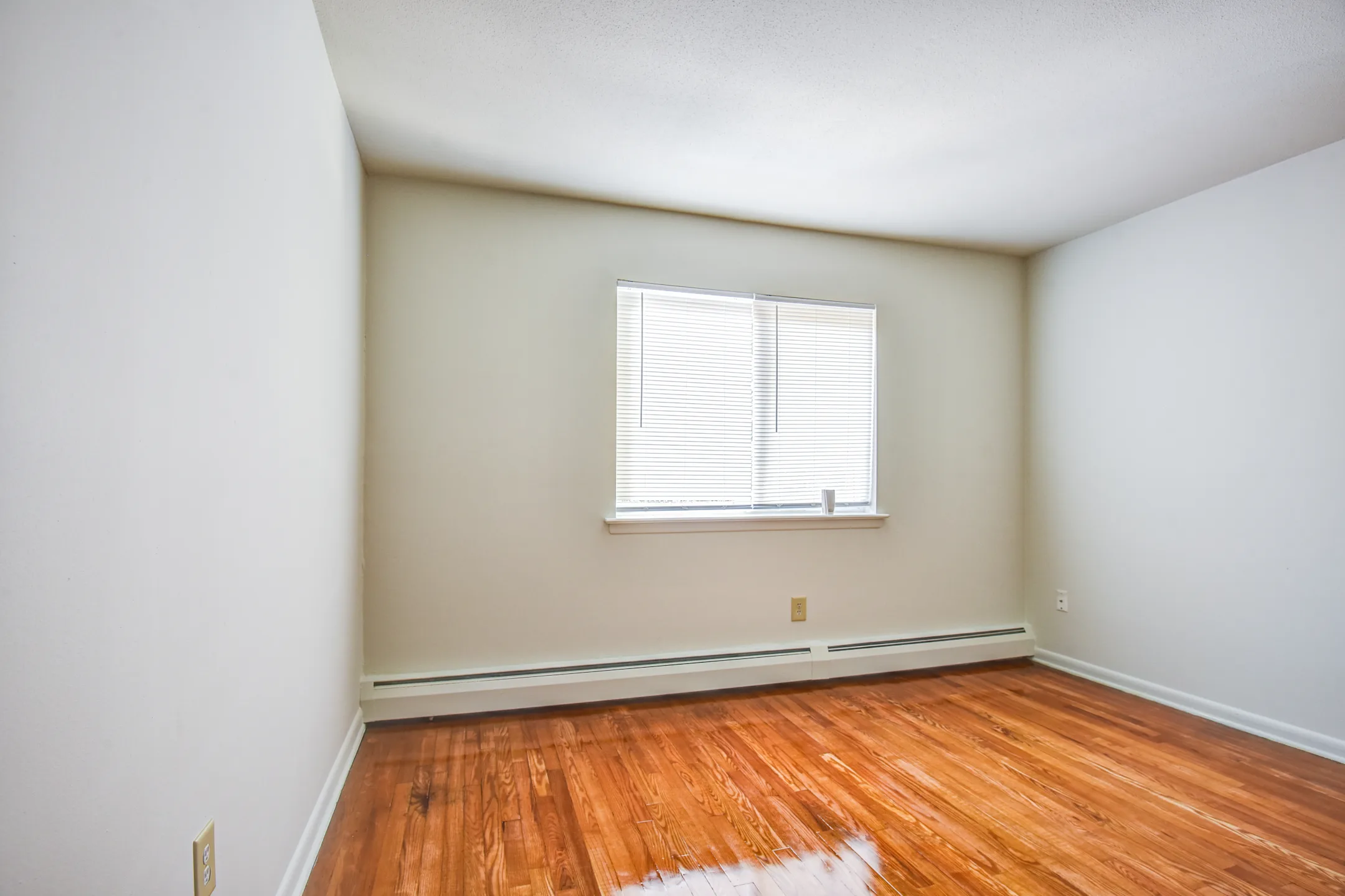 Willowcrest Apartment 352 Newfield St Middletown, CT Apartments for