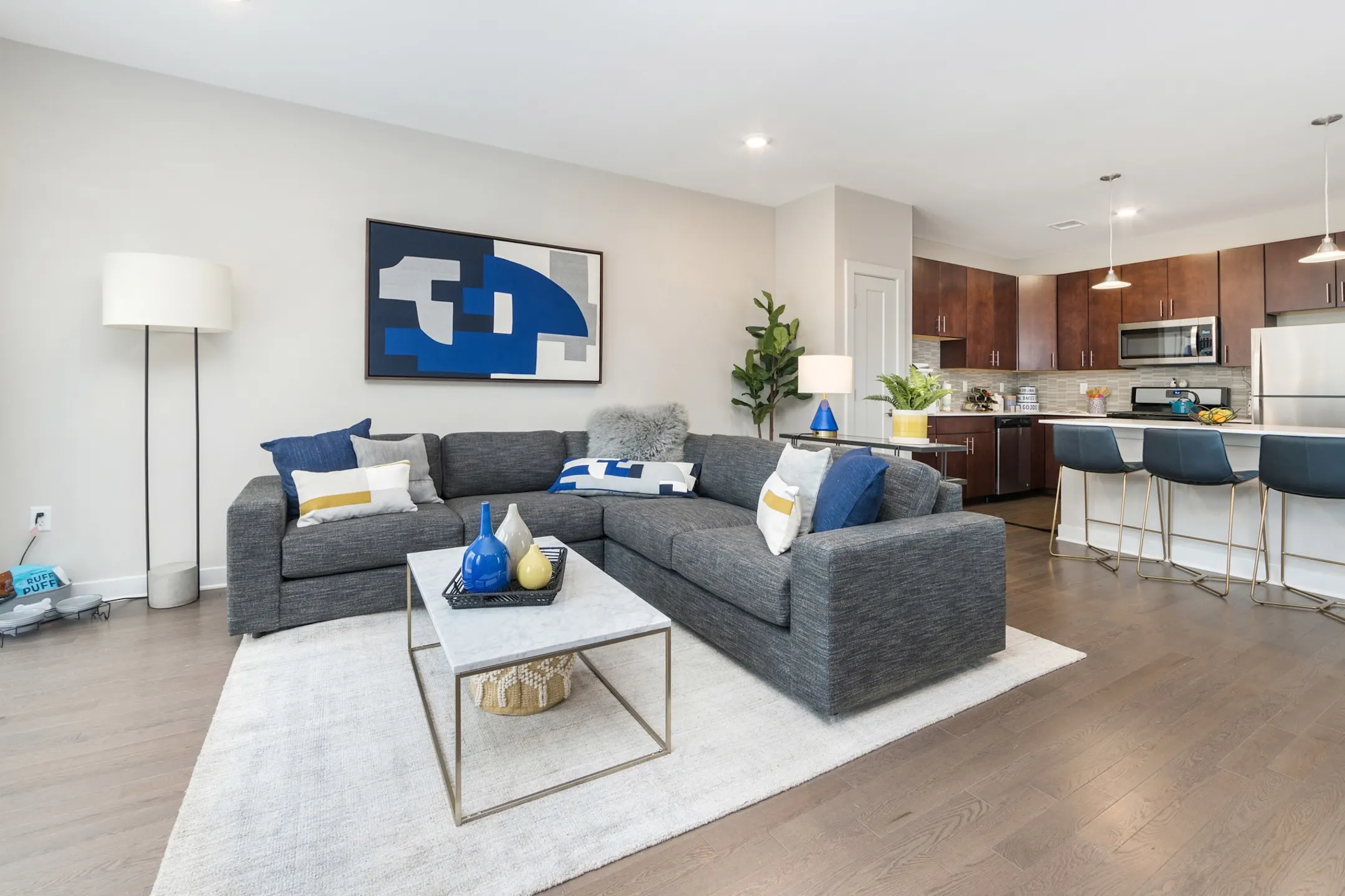 Camelot at Marlboro 98 Lukas Blvd. NJ Apartments for