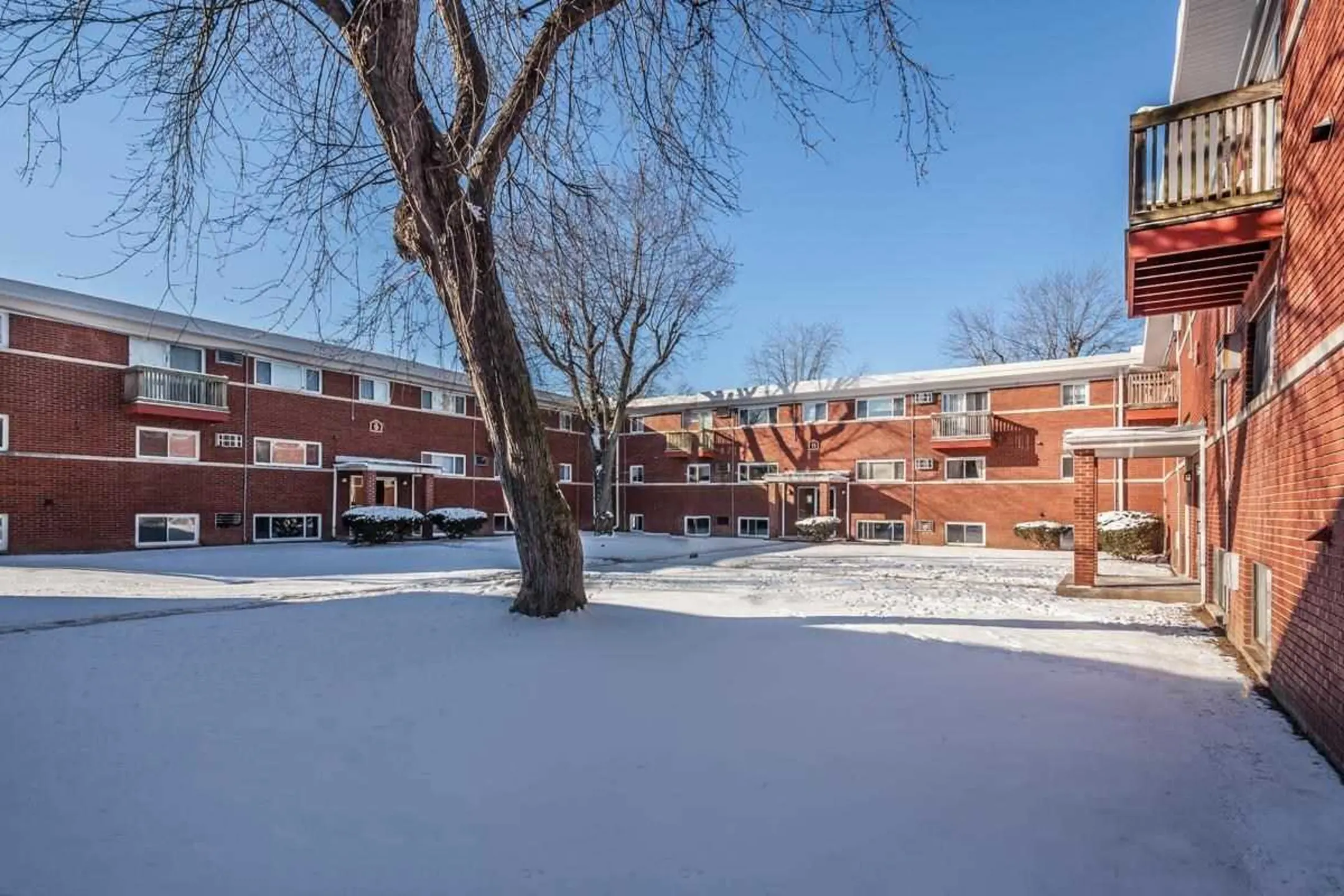 Maple Creek Village Apartments Apartments - Indianapolis, IN 46222