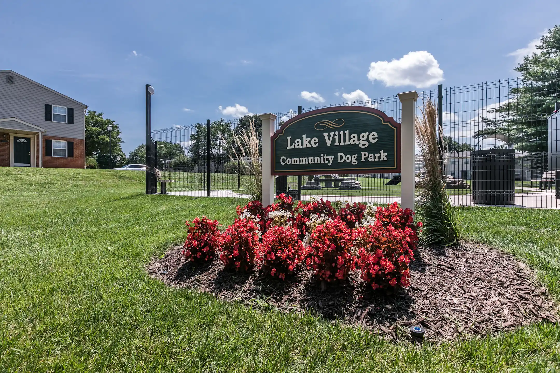 Lake Village Townhomes Apartments Severn, MD 21144