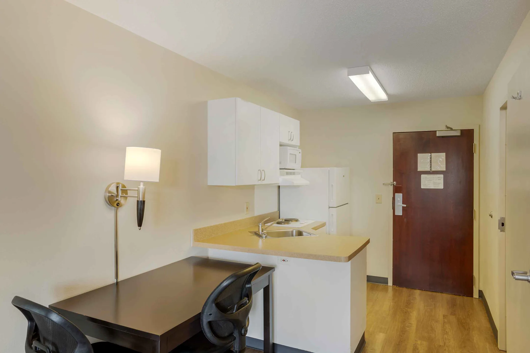 Furnished Studio New York City LaGuardia Airport 1830 Whitestone