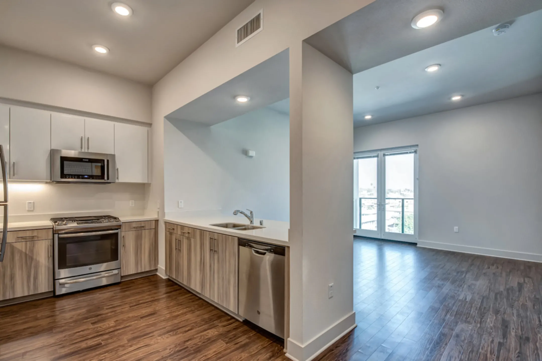 The Roy Apartments Los Angeles, CA 90034