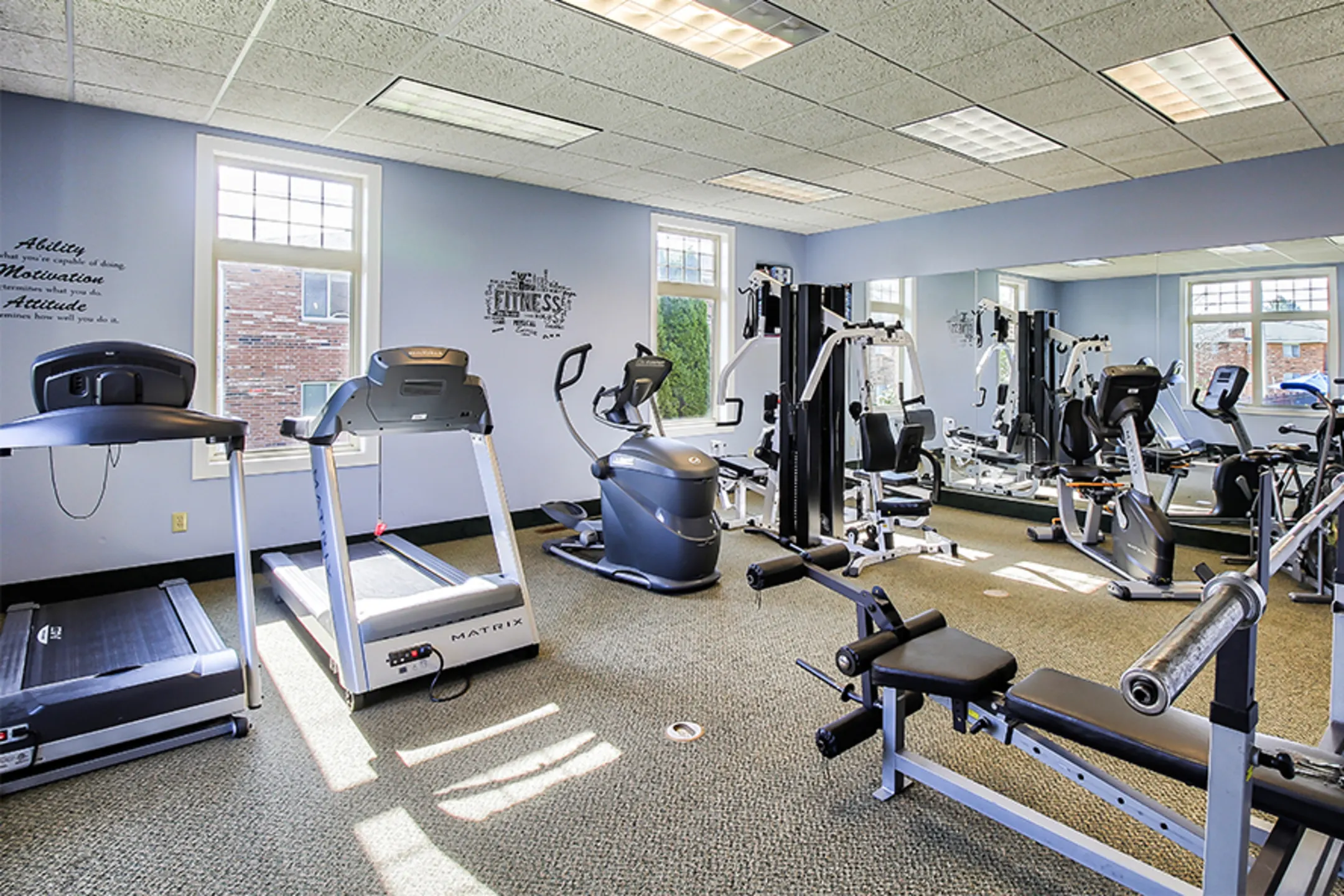 Fitness Weight Room - Knollwood Manor - Fairport, NY
