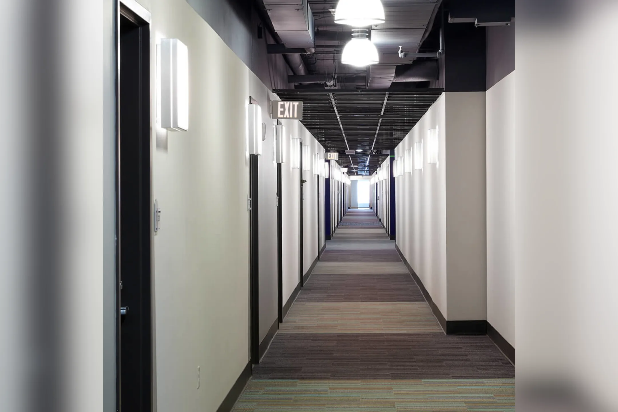 Parkway Lofts 5 Lawrence Street Bloomfield, NJ Apartments for Rent