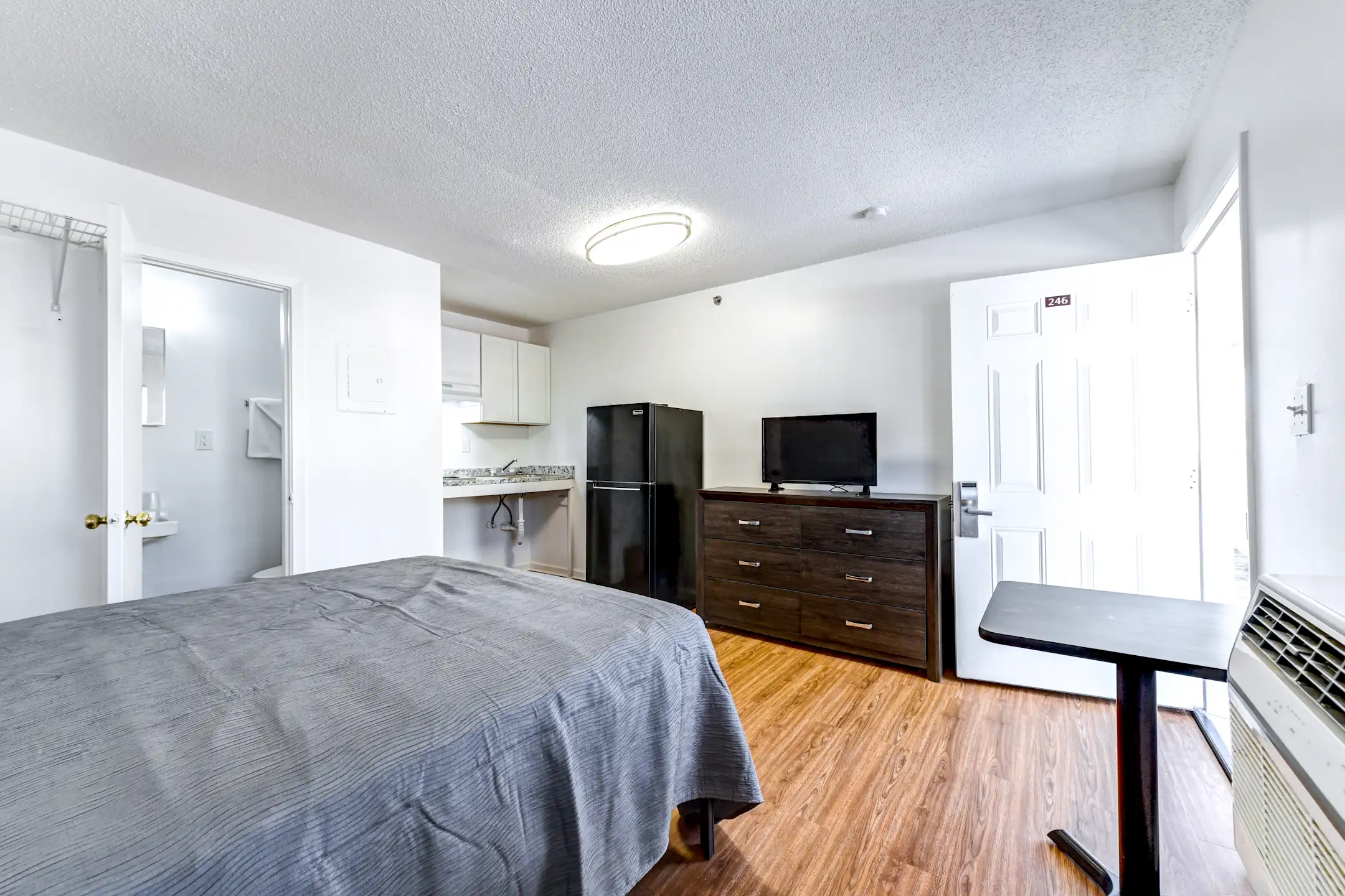 Cumberland Lodge Apartments Marietta, GA 30060