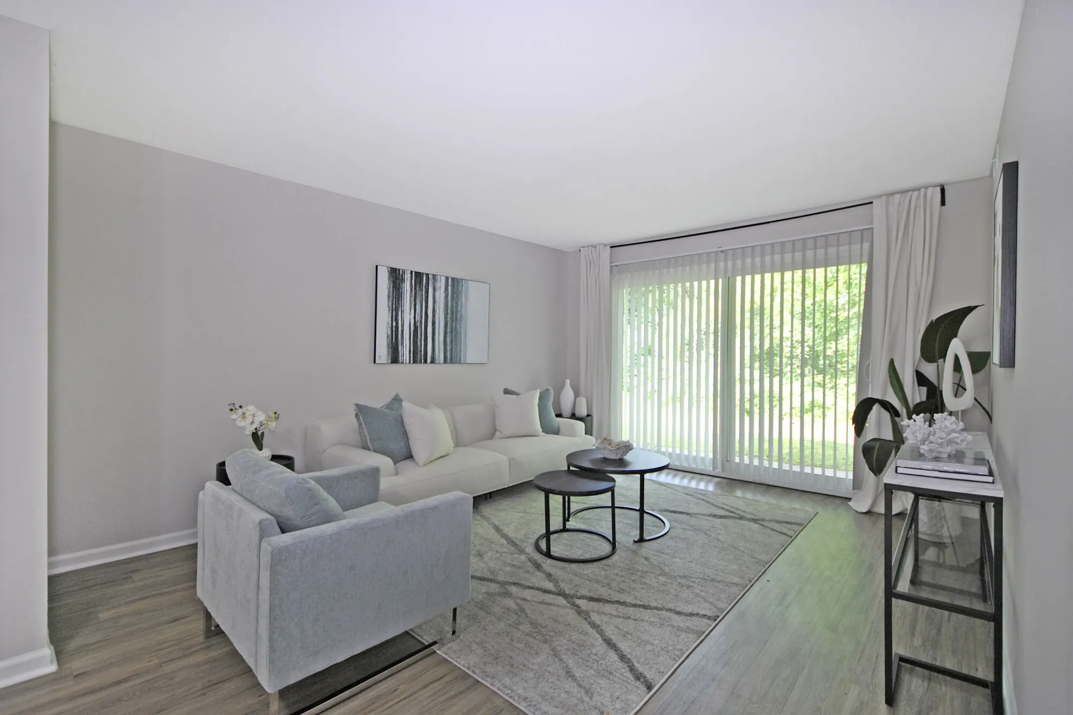 Bloomfield Villas Apartments Auburn Hills, MI 48326