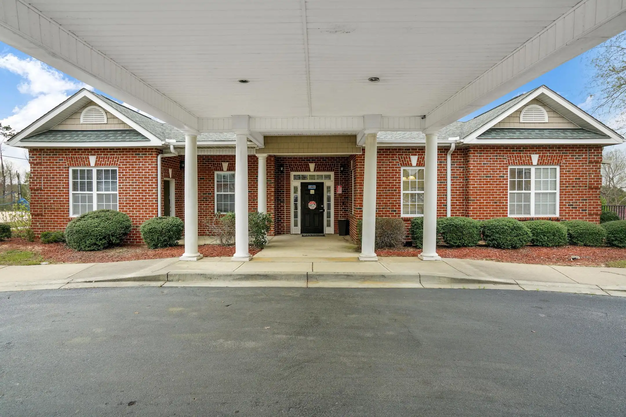Aria Lake Carolina 4920 Hard Scrabble Rd Columbia, SC Apartments
