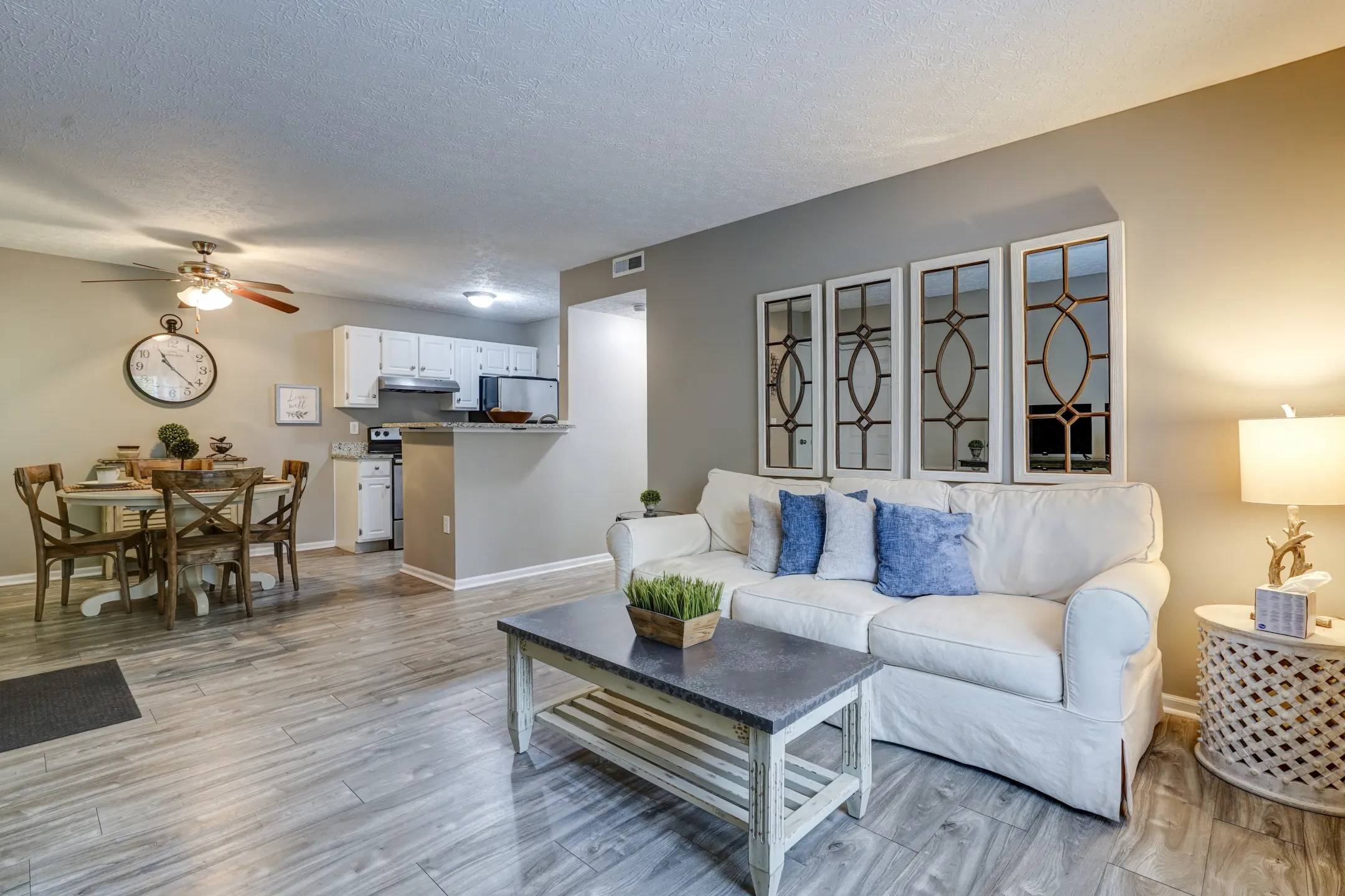 Hilliard Station Apartments 5300 Catalina Circle Dr Hilliard, OH