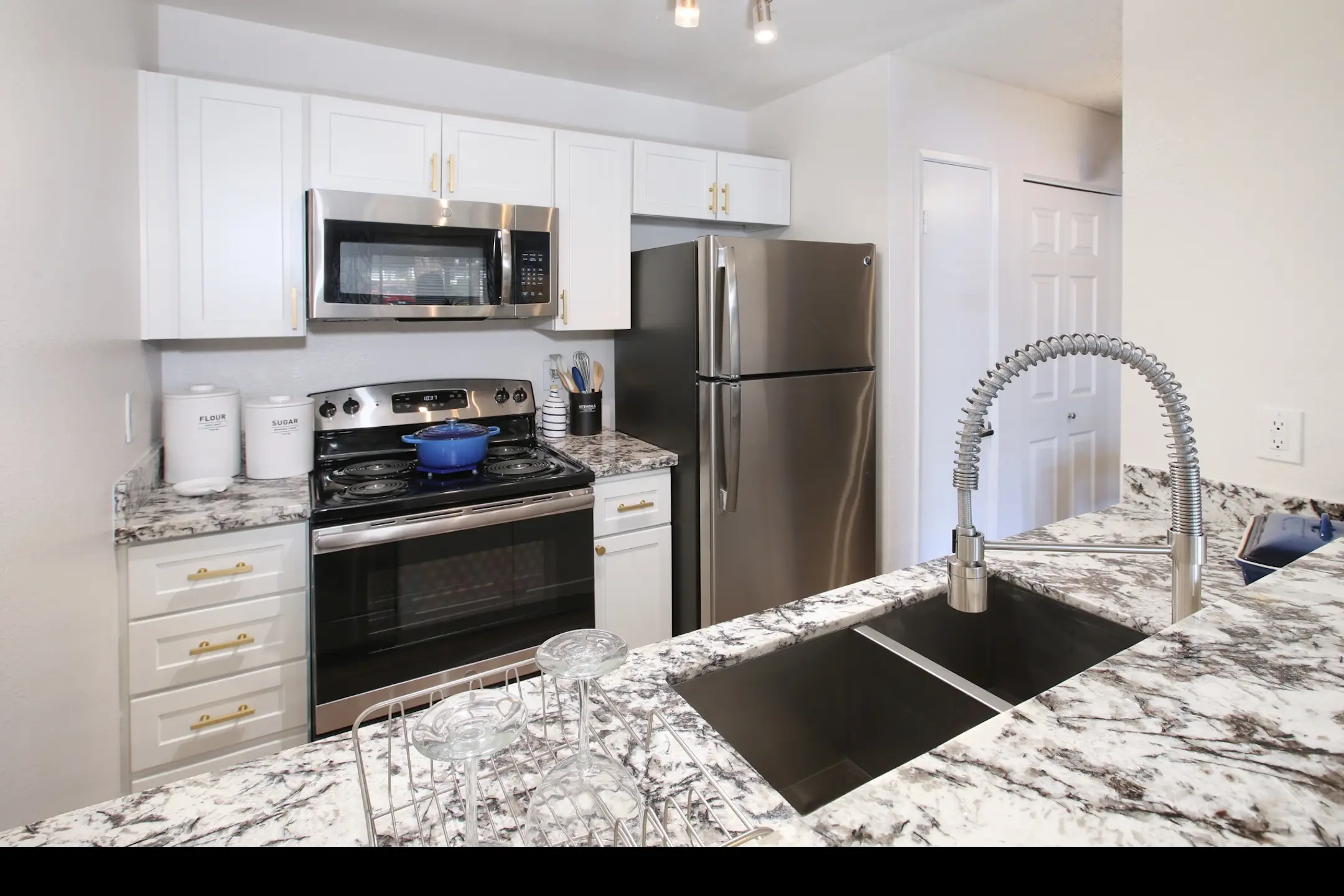 The Arbors at California Oaks Apartments Murrieta, CA 92562