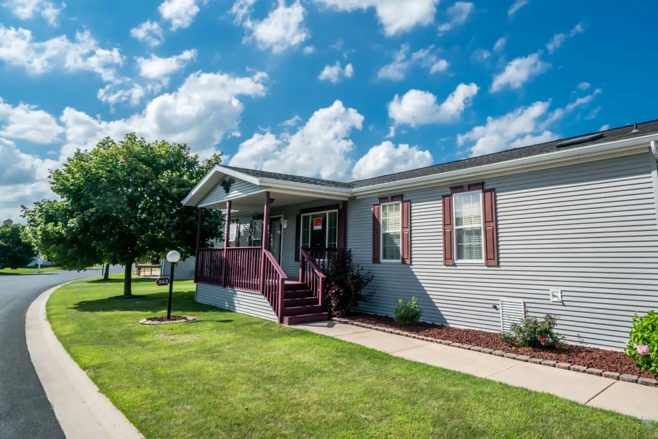 Wildwood Community Apartments Sandwich, IL 60548