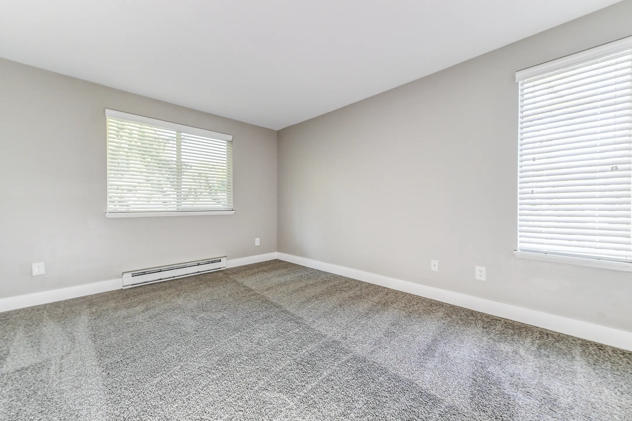 Bedroom - Campbell Run - Woodinville, WA