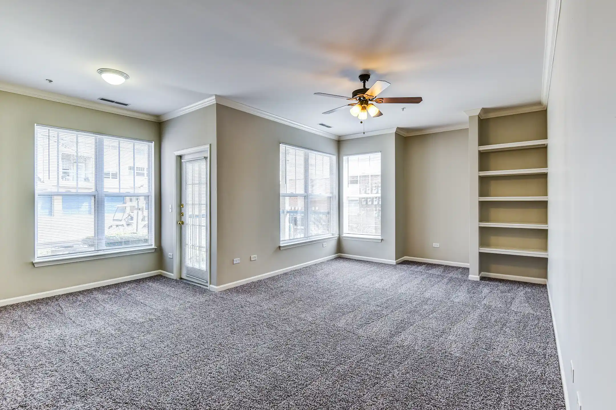 The Landings of Lake Zurich 25 N Buesching Rd Lake Zurich, IL