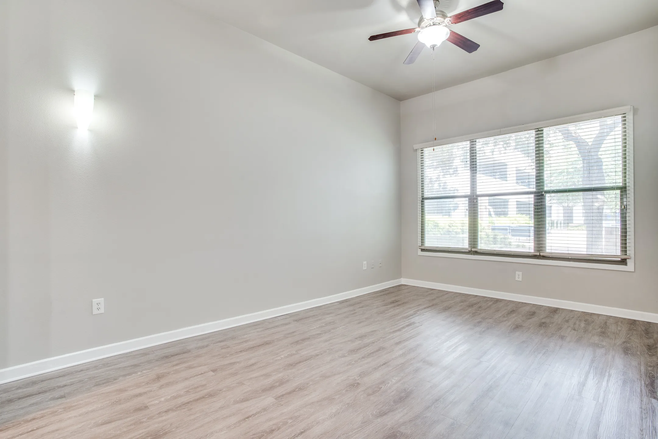 Bedroom - The Atlantic Highland Park - Dallas, TX