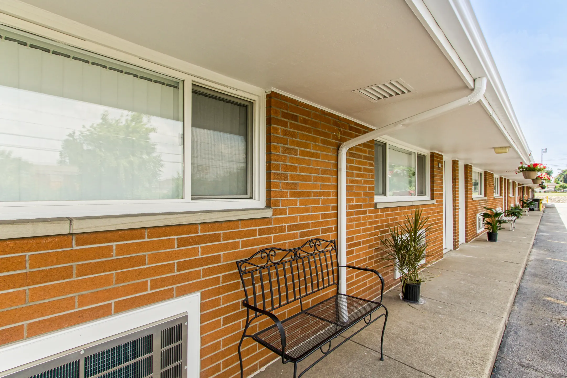 Patio / Deck - Woodworth Park Apartments - North Lima, OH