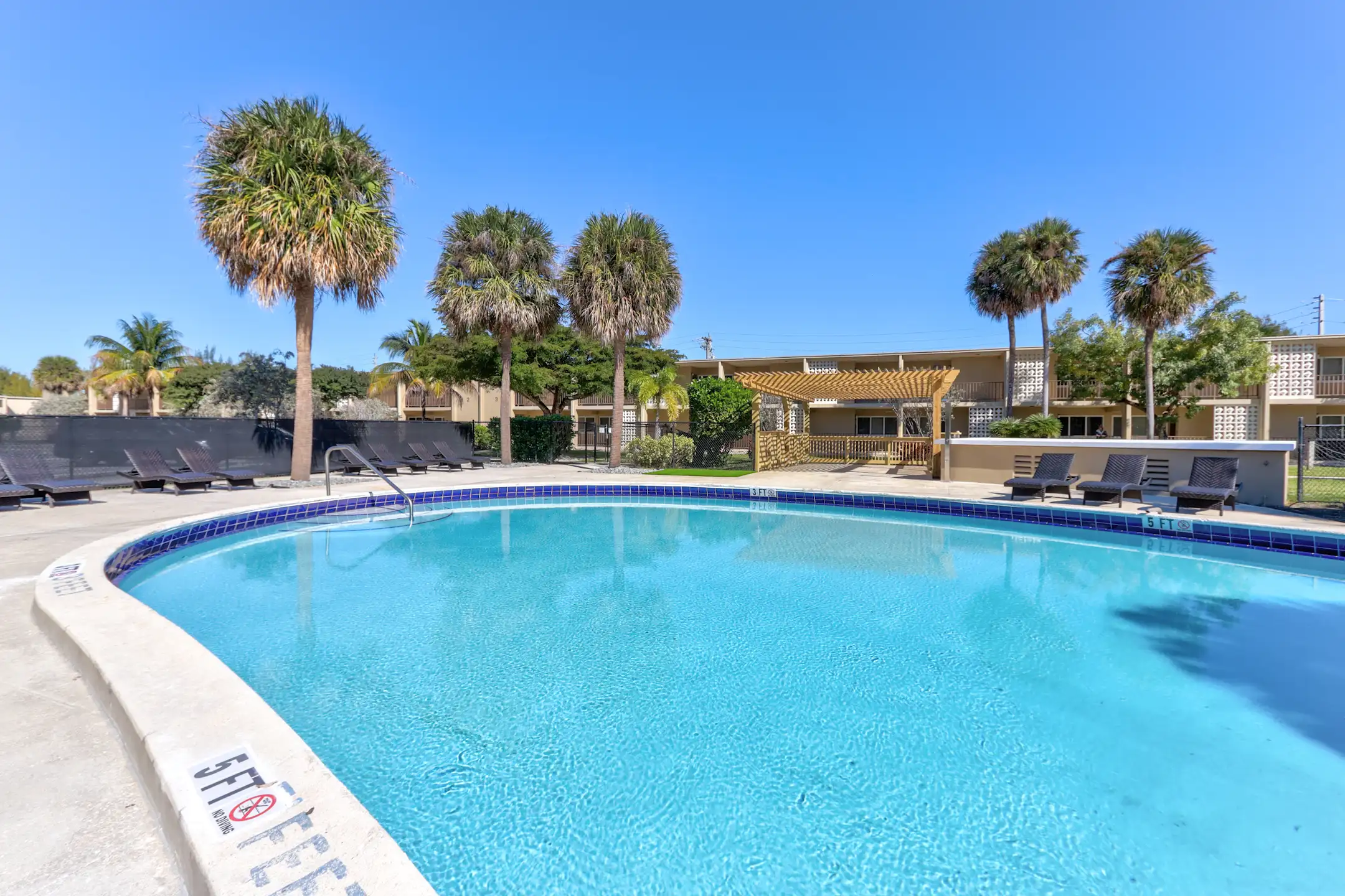 Cynthia Gardens Apartments Boca Raton, FL 33432