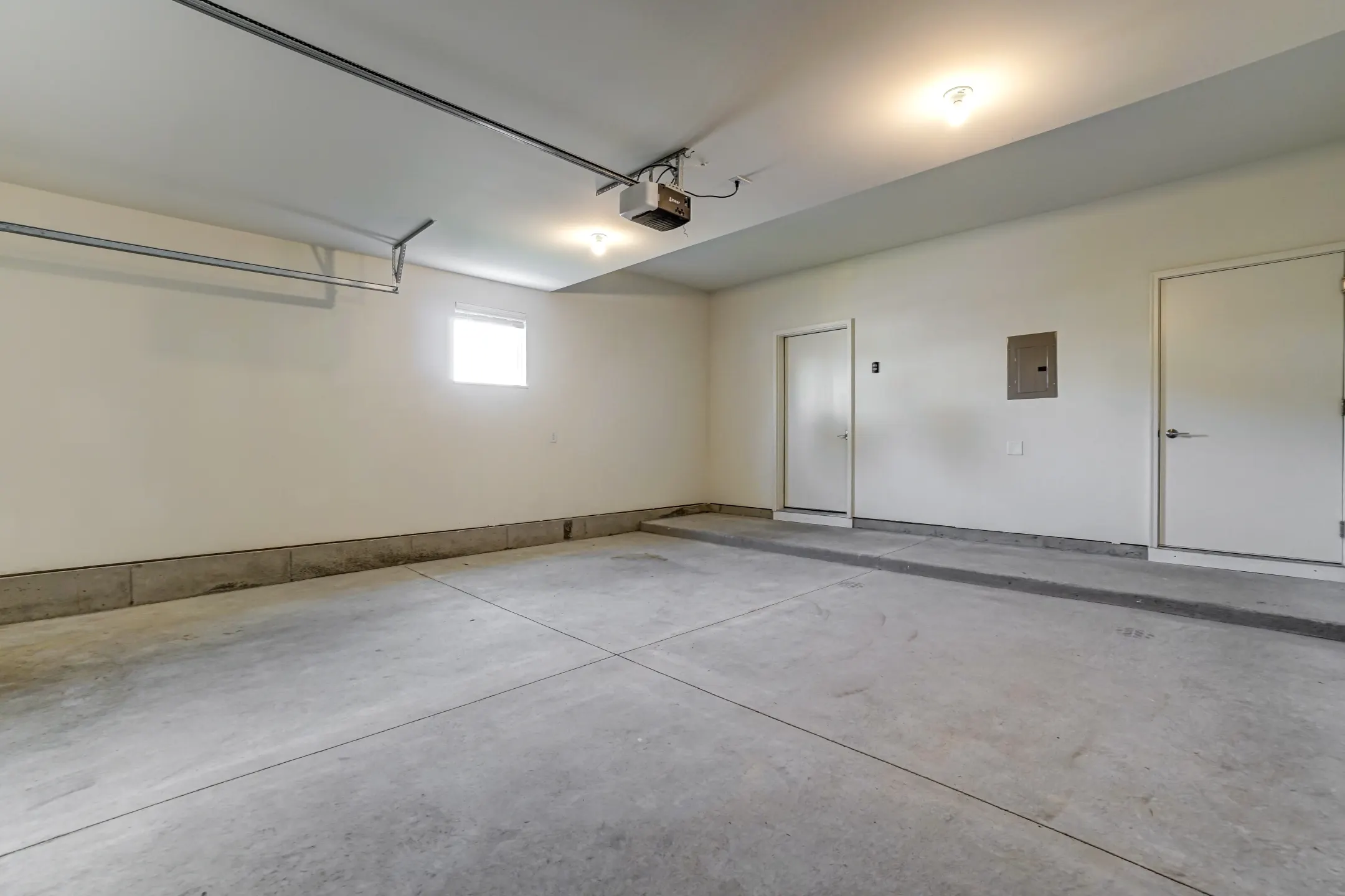 Preserve Townhomes 14840 Cleveland St. Spring Lake, MI Townhomes