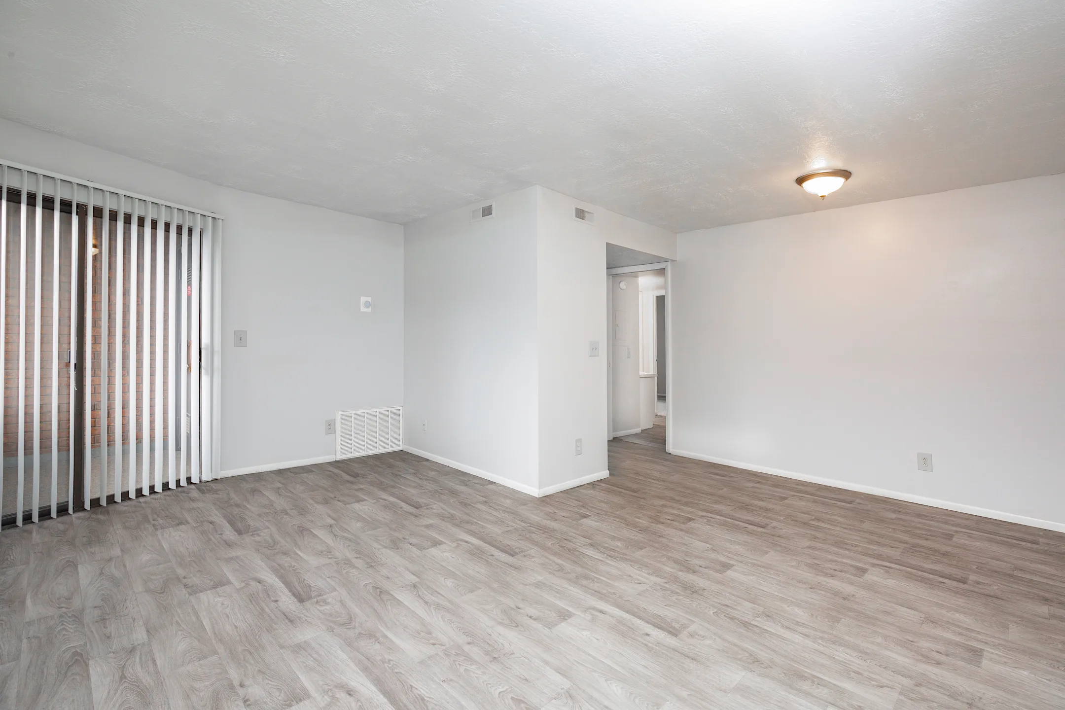 Fox Creek Apartments Layton, UT 84041