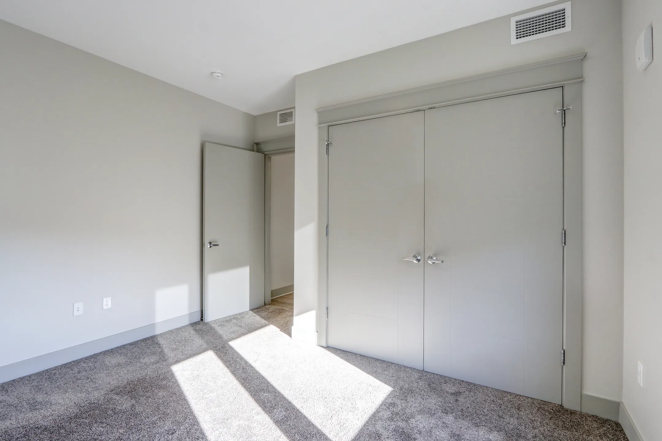 The Homes at Rivers Edge Apartments 1001 Monroe Ave NW Grand Rapids, MI Apartments for Rent