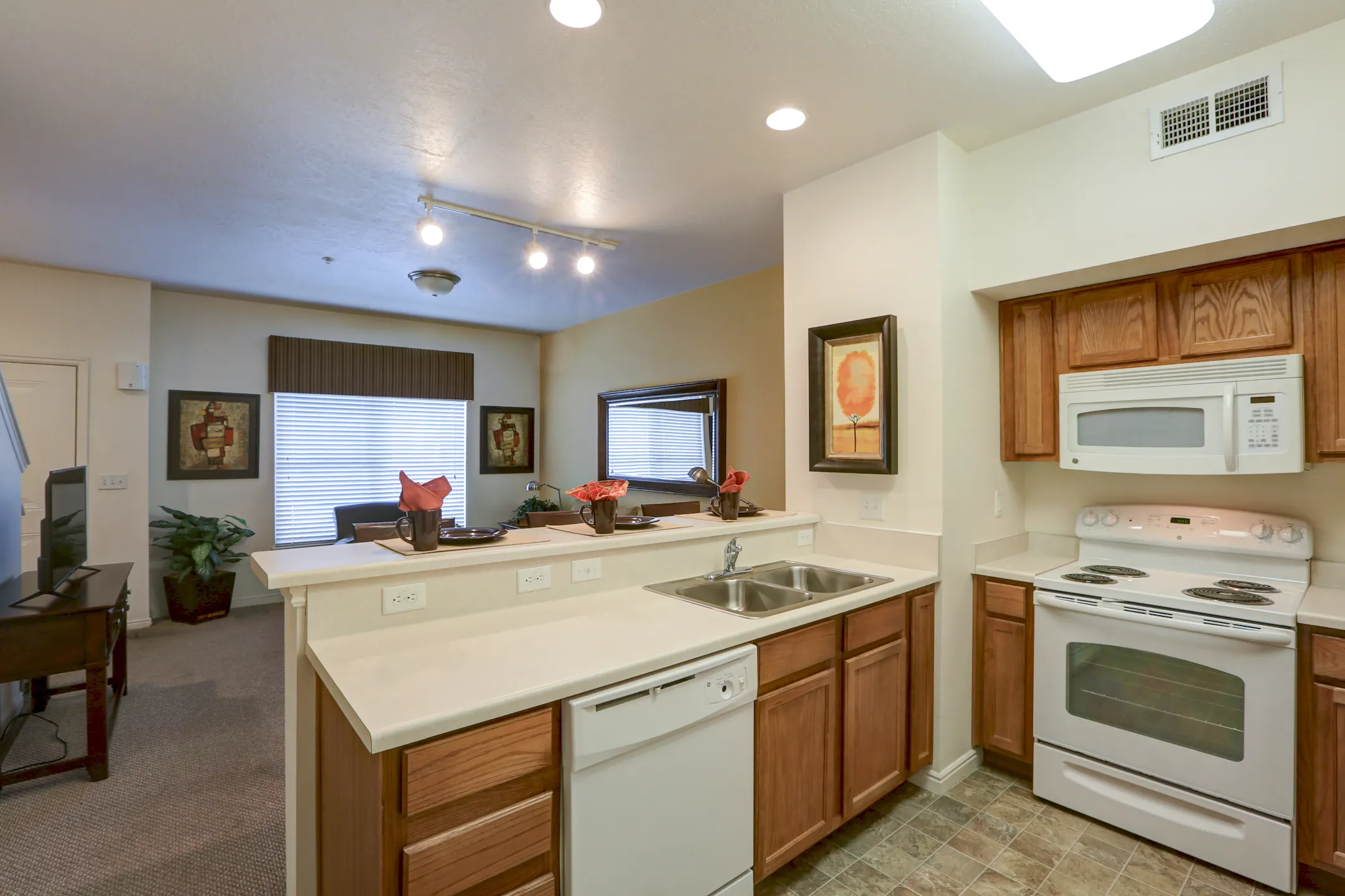 Kitchen - Liberty Commons - Salt Lake City, UT