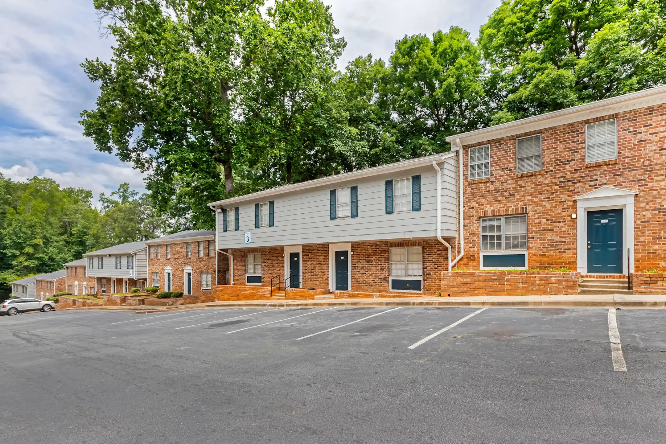 Avery Townhomes Apartments College Park, GA 30337