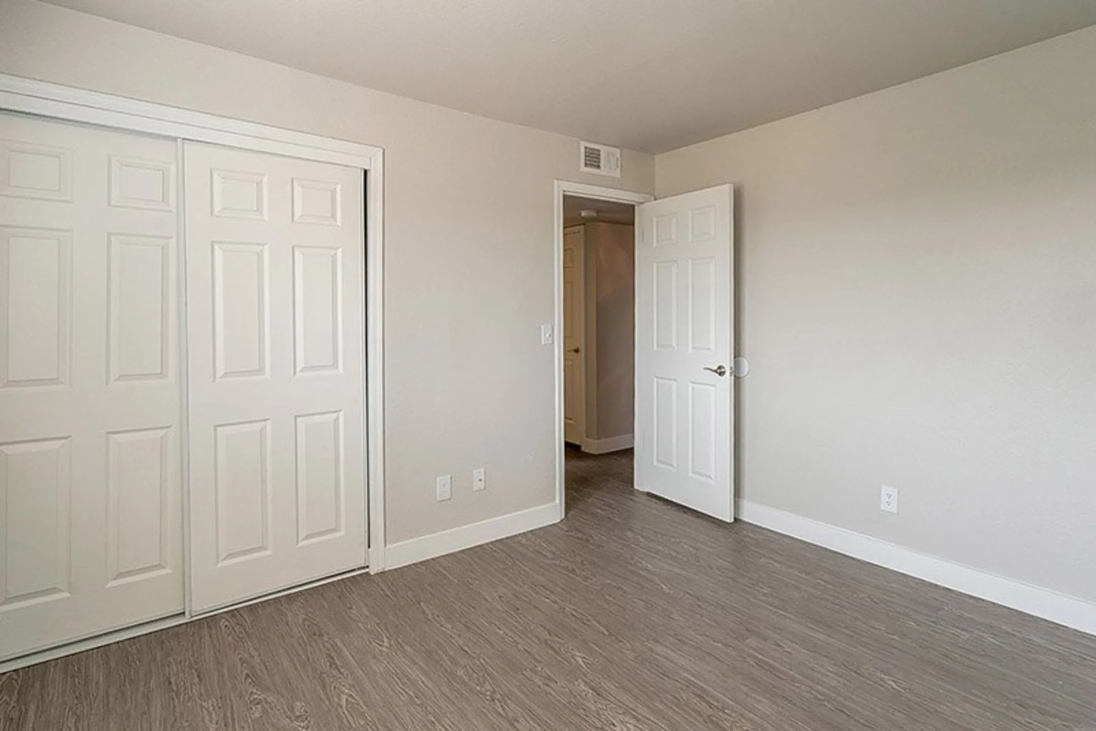Portola at Papago 3434 E McDowell Rd Phoenix, AZ Apartments for