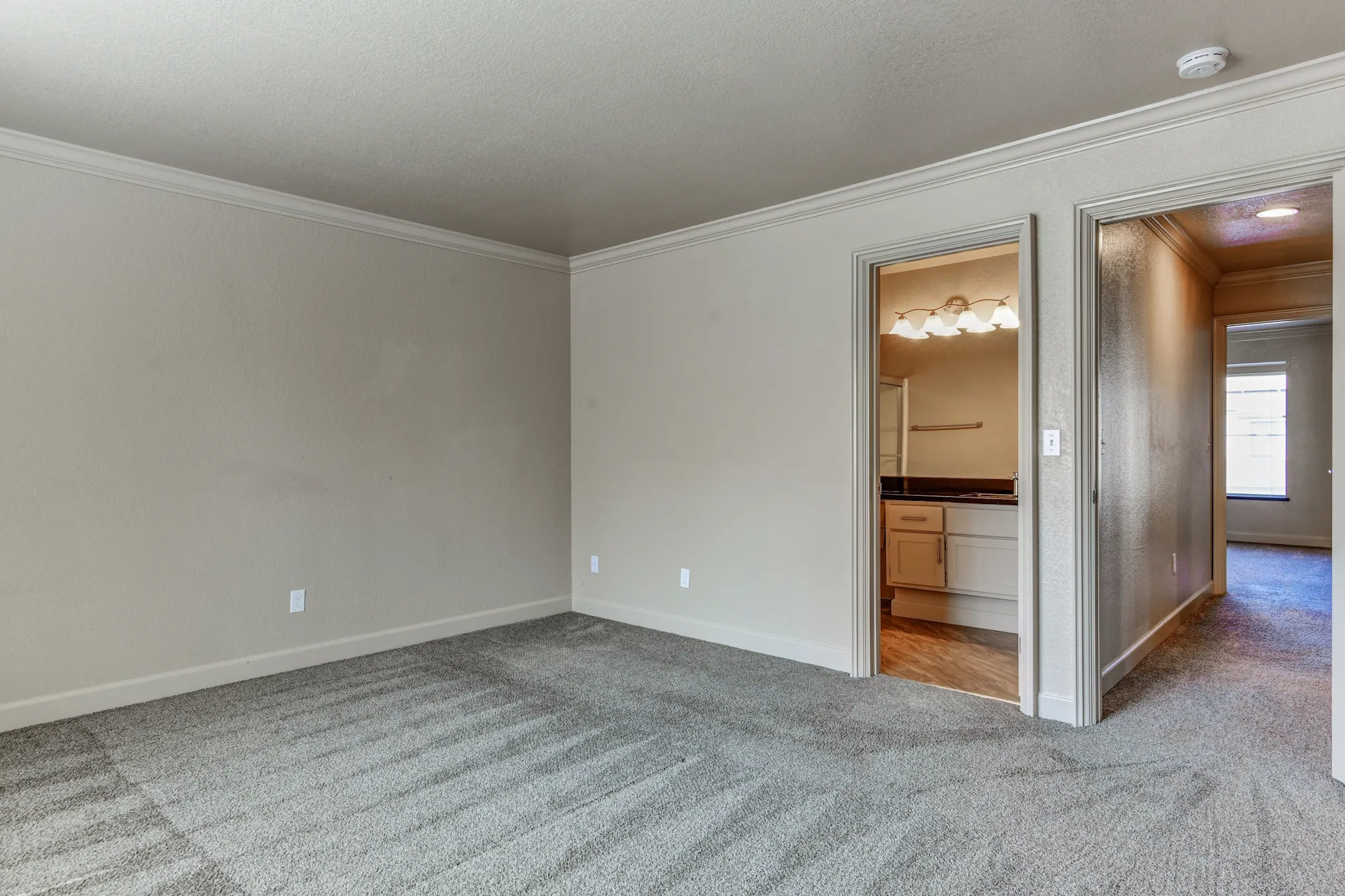 Bedroom - Quailwood Apartments - Stockton, CA