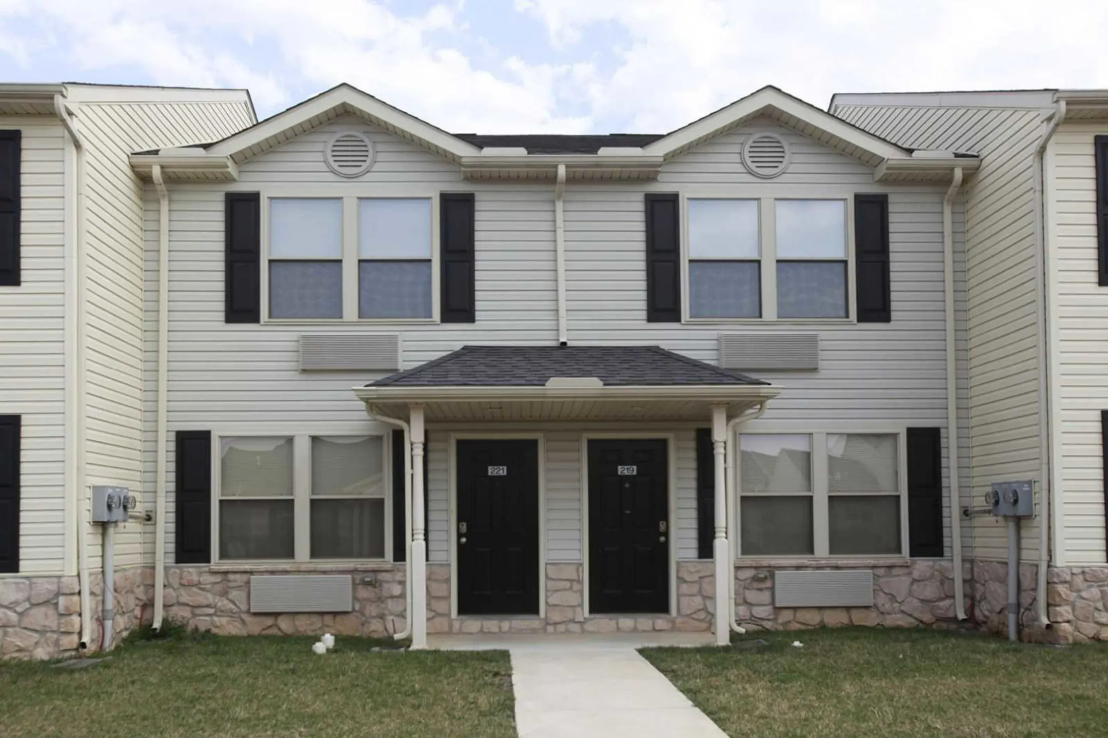 Building - Rocktowne - Shippensburg, PA