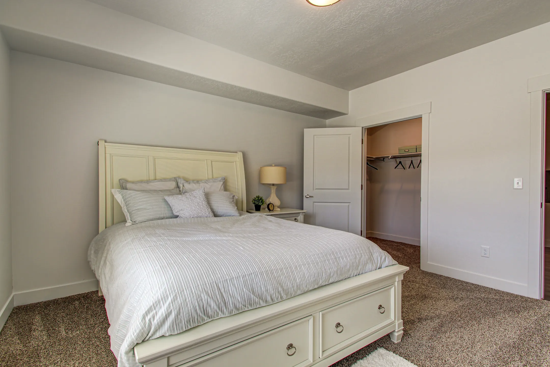 Mill Point Apartments Apartments Vineyard, UT 84058