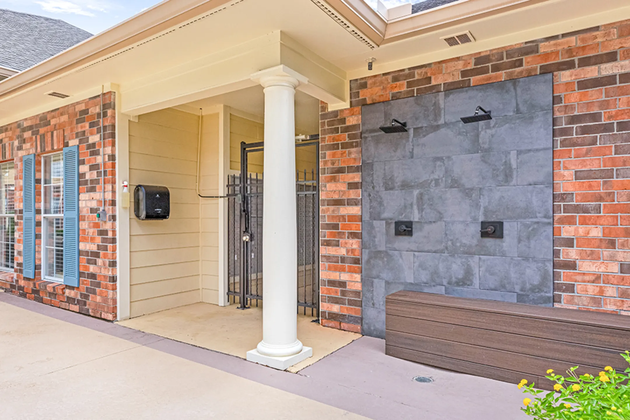 Spring Brook Apartment Homes Apartments Baton Rouge, LA 70817