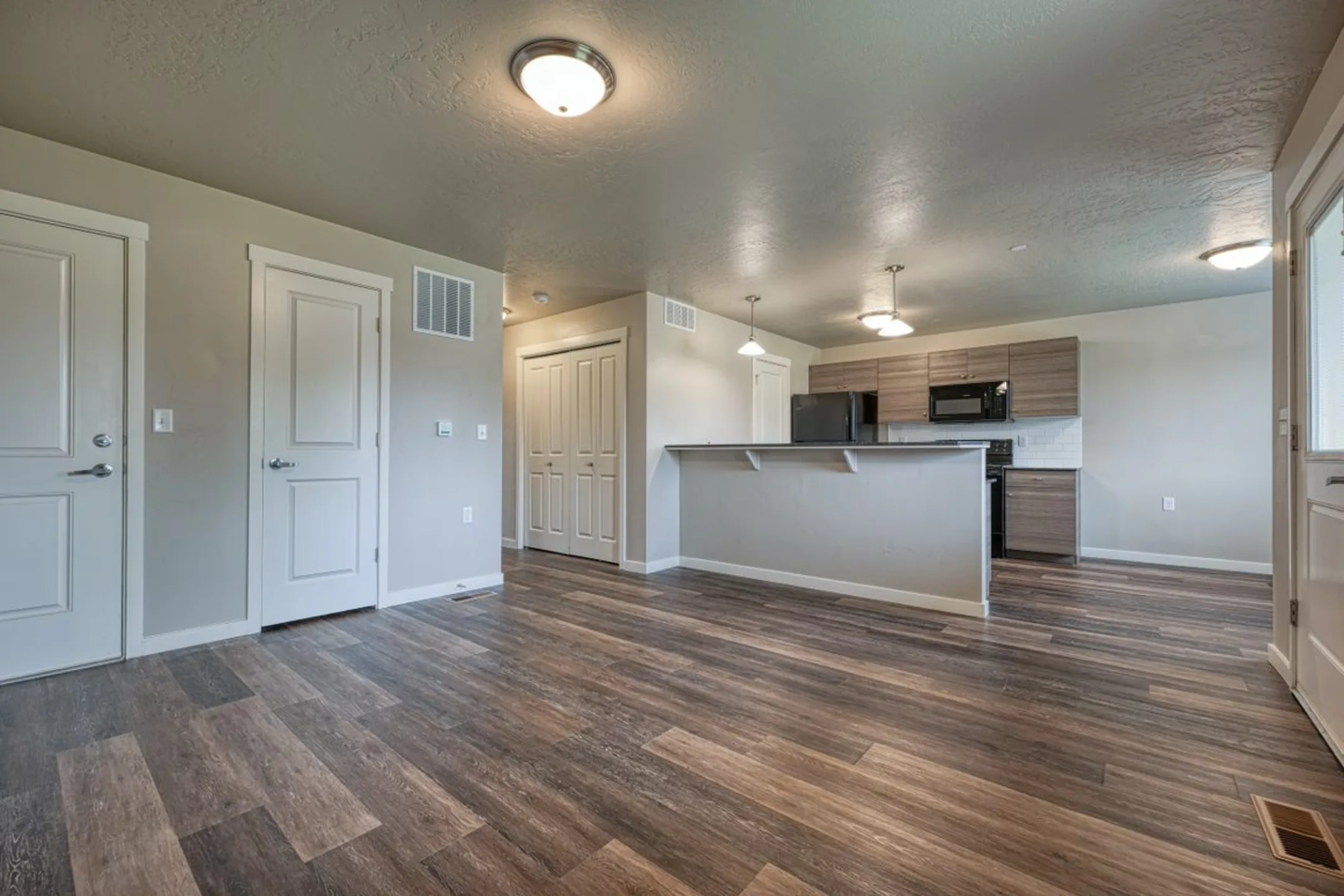 Living Room - Ridgecrest Commons - Nampa, ID
