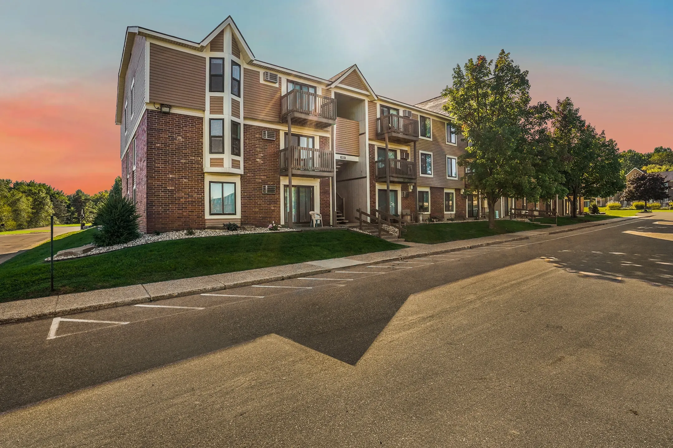 The Orchards at Four Mile Apartments Grand Rapids, MI 49504